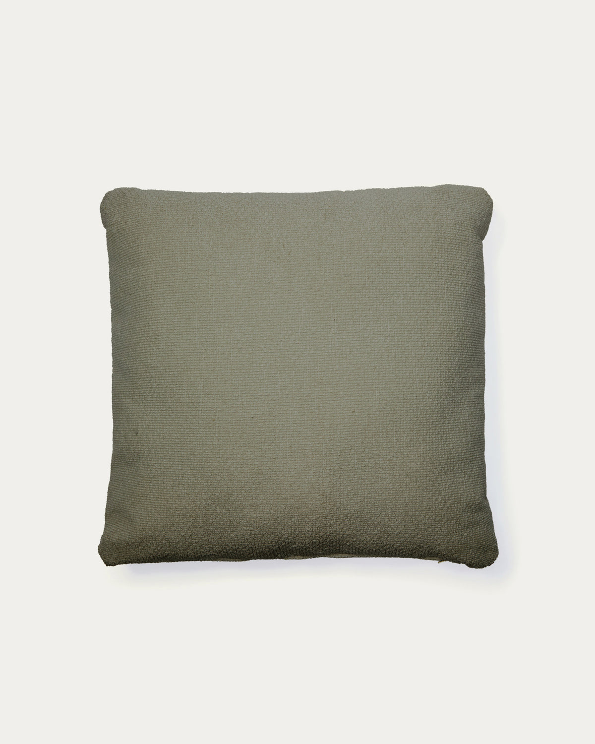 Schwer entflammbares Kissen Martina in grüner Chenille 52 x 52 cm in Grün präsentiert im Onlineshop von KAQTU Design AG. Deko Kissen ist von Kave Home