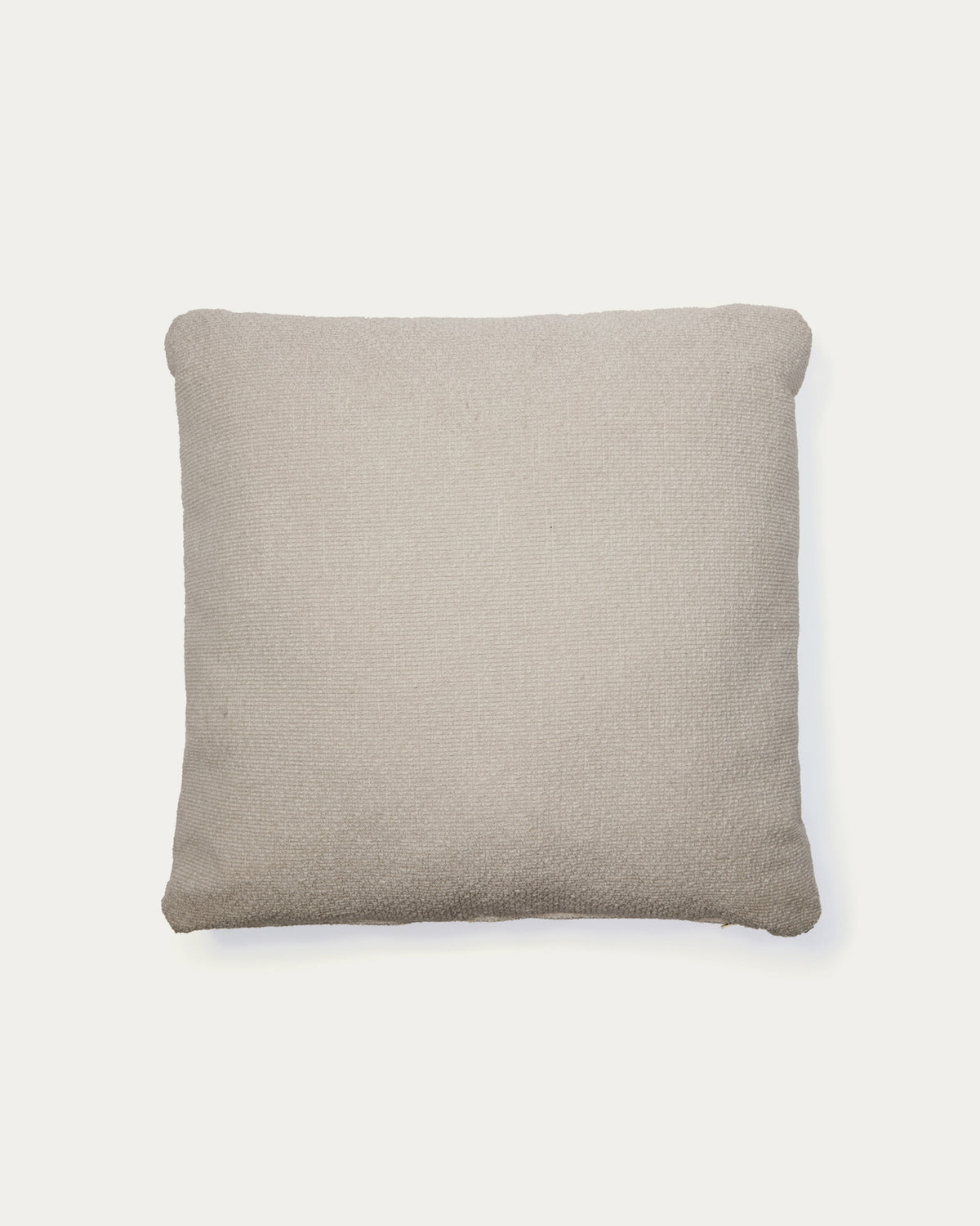 Kissen Martina mit Chenille in Steinton 52 x 52 cm in Steinfarben präsentiert im Onlineshop von KAQTU Design AG. Deko Kissen ist von Kave Home