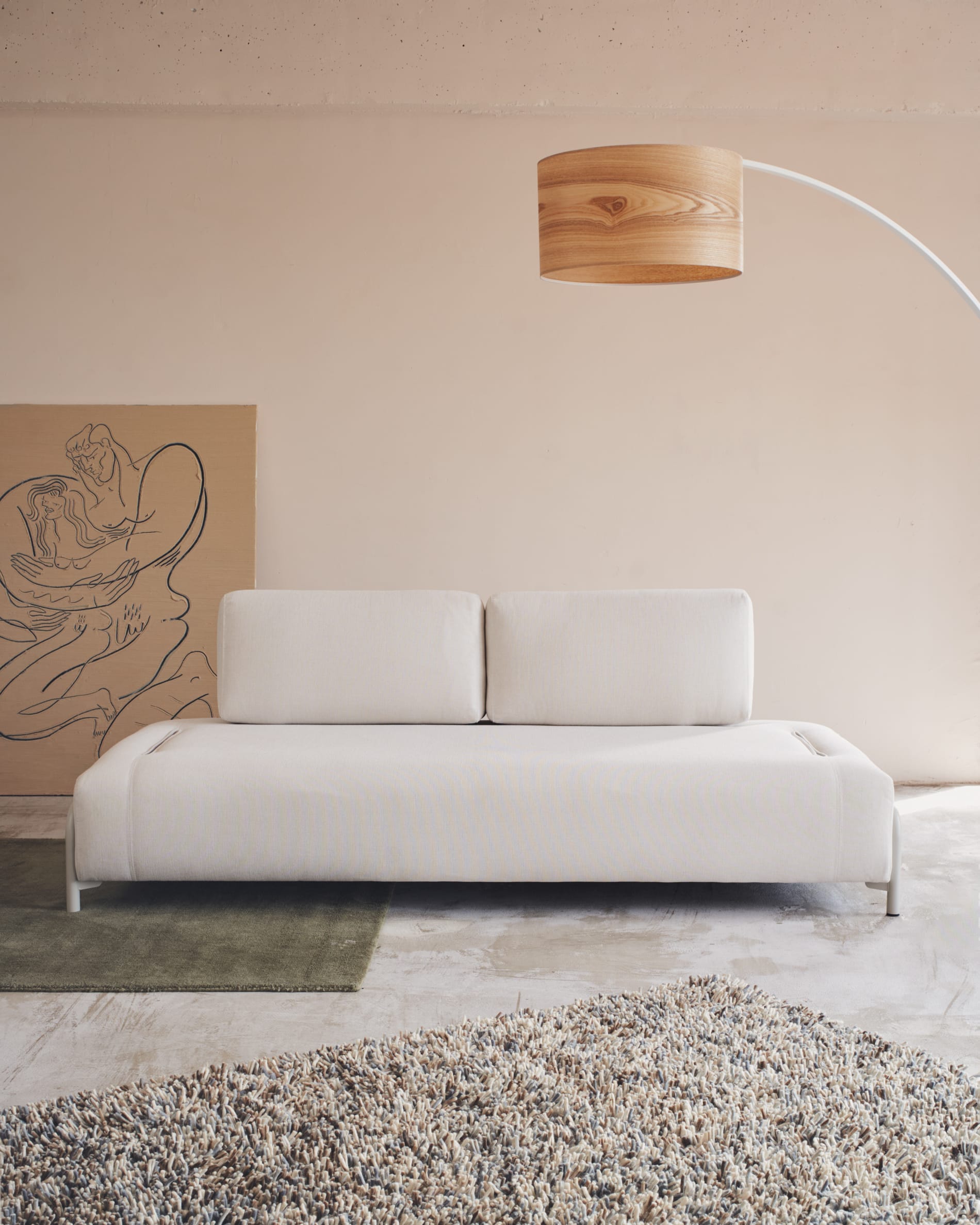 Elegantes 3-Sitzer-Sofa in Beige mit weichem Chenille-Bezug und stabilem Metallgestell, ideal für stilvolle Wohnzimmer.