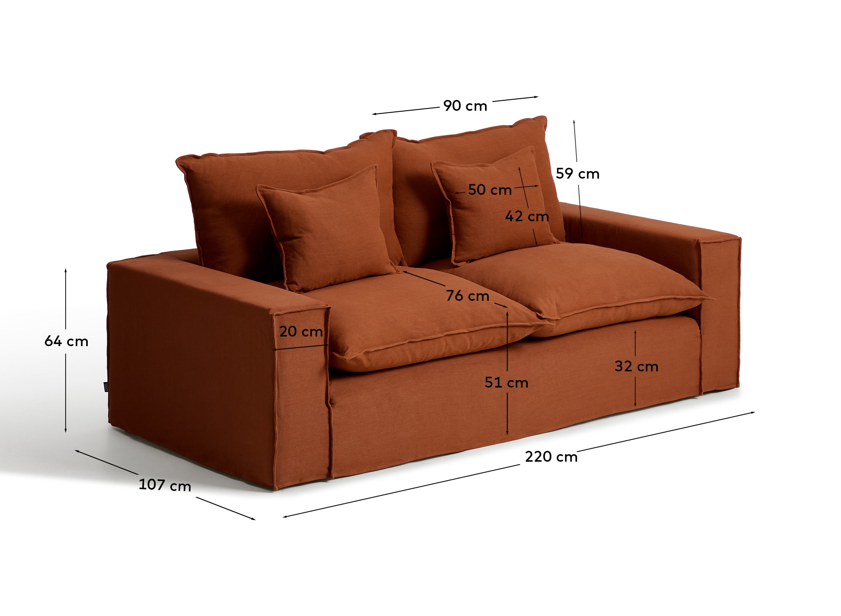 Elegantes 2-Sitzer-Sofa Anarela in warmem Terrakotta, mit pflegeleichtem Leinenbezug und umweltfreundlichem FSC-zertifiziertem Holzrahmen.