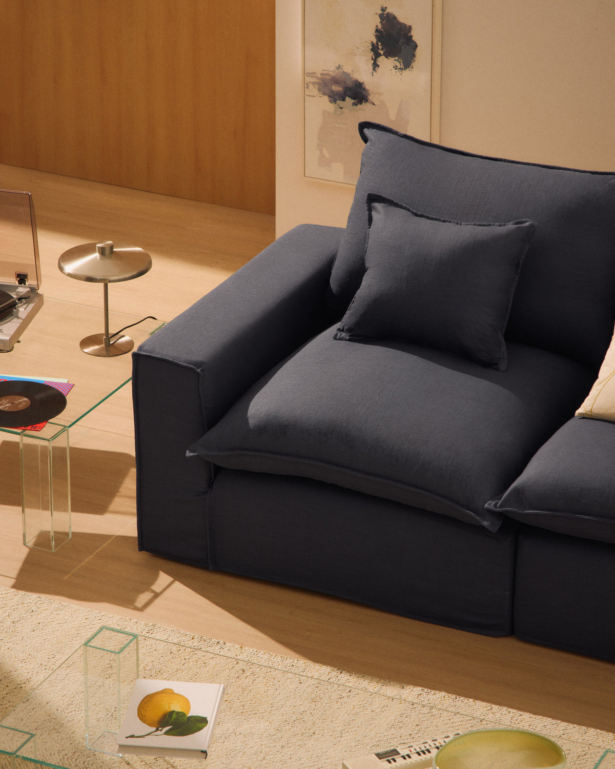 2-Sitzer-Sofa Anarela mit abnehmbarem Bezug aus Leinen und Viskose in Dunkelgrau, 220 cm, FSC Mix Credit in Dunkelgrau präsentiert im Onlineshop von KAQTU Design AG. 2er Sofa ist von Kave Home