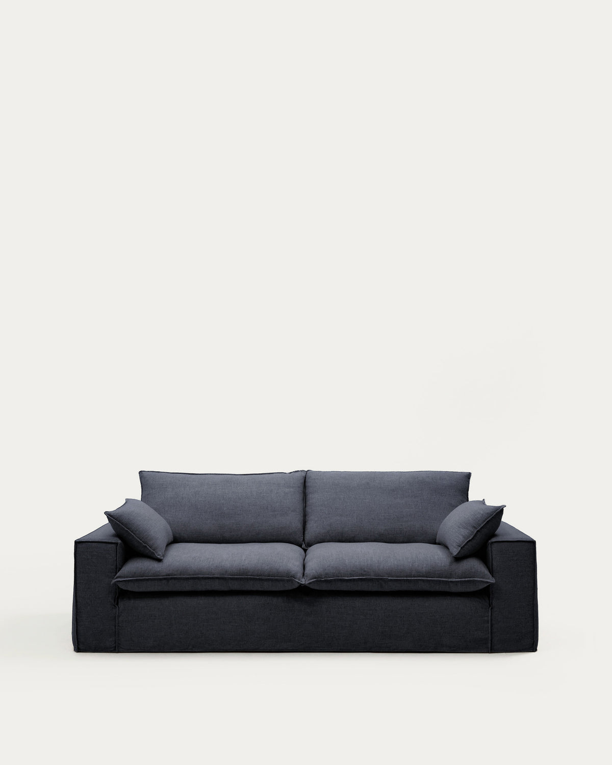 3-Sitzer-Sofa Anarela mit abnehmbarem Bezug aus Leinen und Viskose in Dunkelgrau, 260 cm, FSC Mix Credit in Dunkelgrau präsentiert im Onlineshop von KAQTU Design AG. 3er Sofa ist von Kave Home