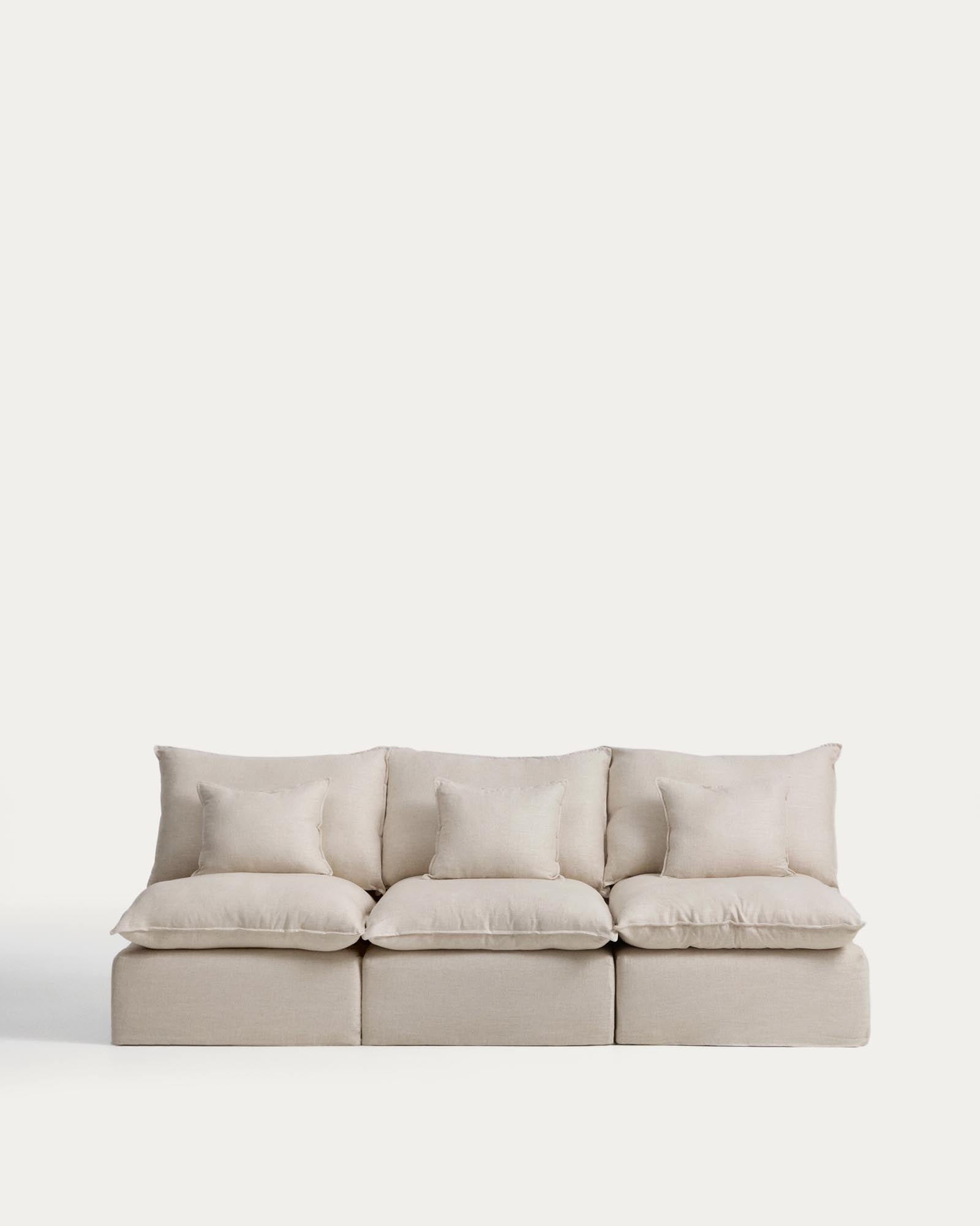 3-Sitzer-Modularsofa Anarela mit abnehmbarem Bezug aus Leinen und Viskose in Beige, 270 cm, FSC Mix Credit in Beige präsentiert im Onlineshop von KAQTU Design AG. 3er Sofa ist von Kave Home