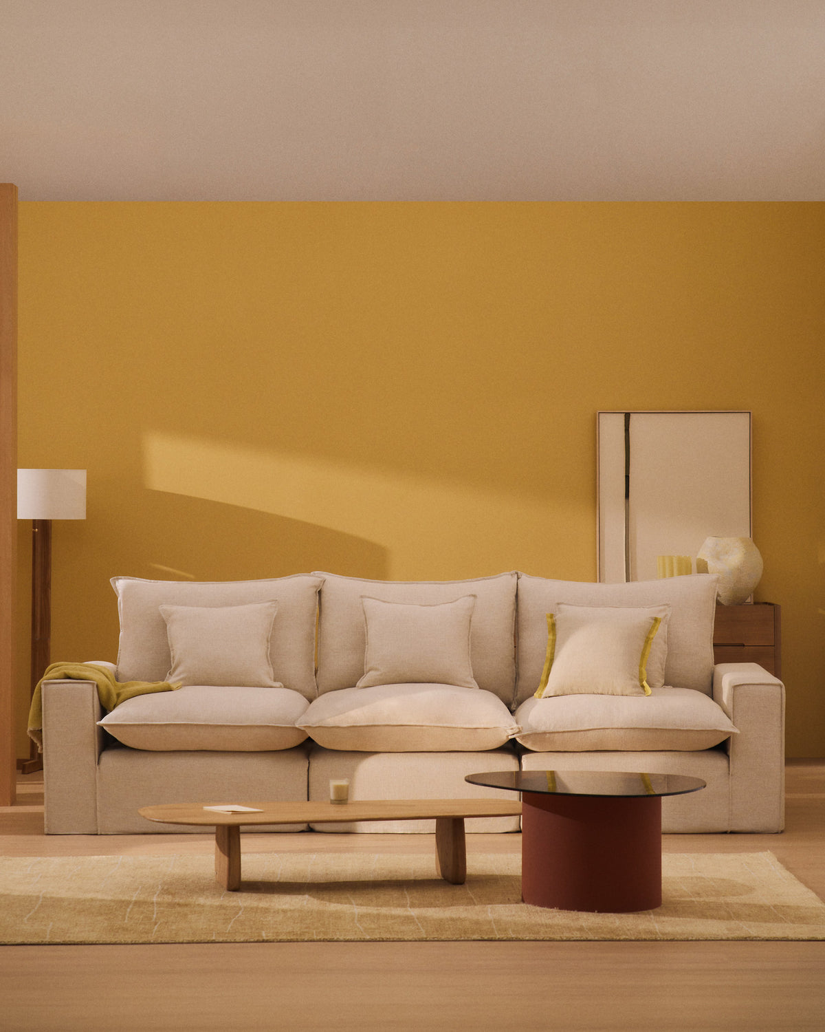 5-Sitzer-Modularsofa Anarela mit abnehmbarem Bezug aus Leinen und Viskose in Beige, 370 cm, FSC Mix Credit in Beige präsentiert im Onlineshop von KAQTU Design AG. 5er Sofa ist von Kave Home