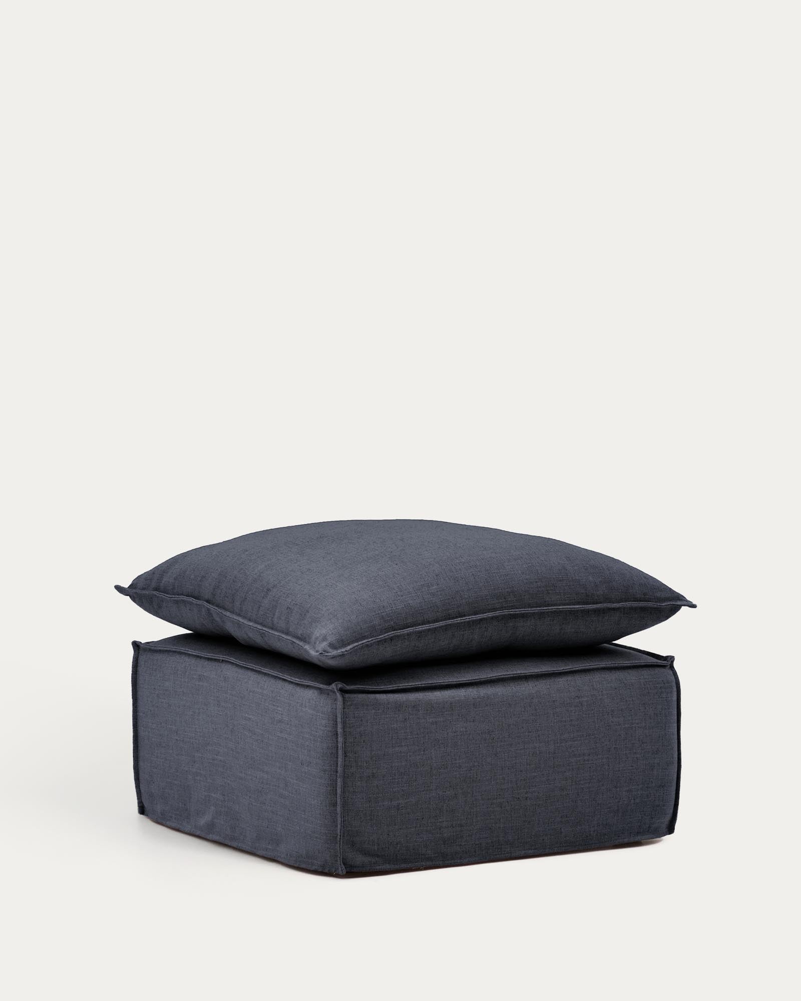 Fussablage Anarela mit abnehmbarem Bezug und Kissen aus Leinen und Viskose in Dunkelgrau, 80 x 80 cm, FSC Mix Credit in Dunkelgrau präsentiert im Onlineshop von KAQTU Design AG. Pouf ist von Kave Home