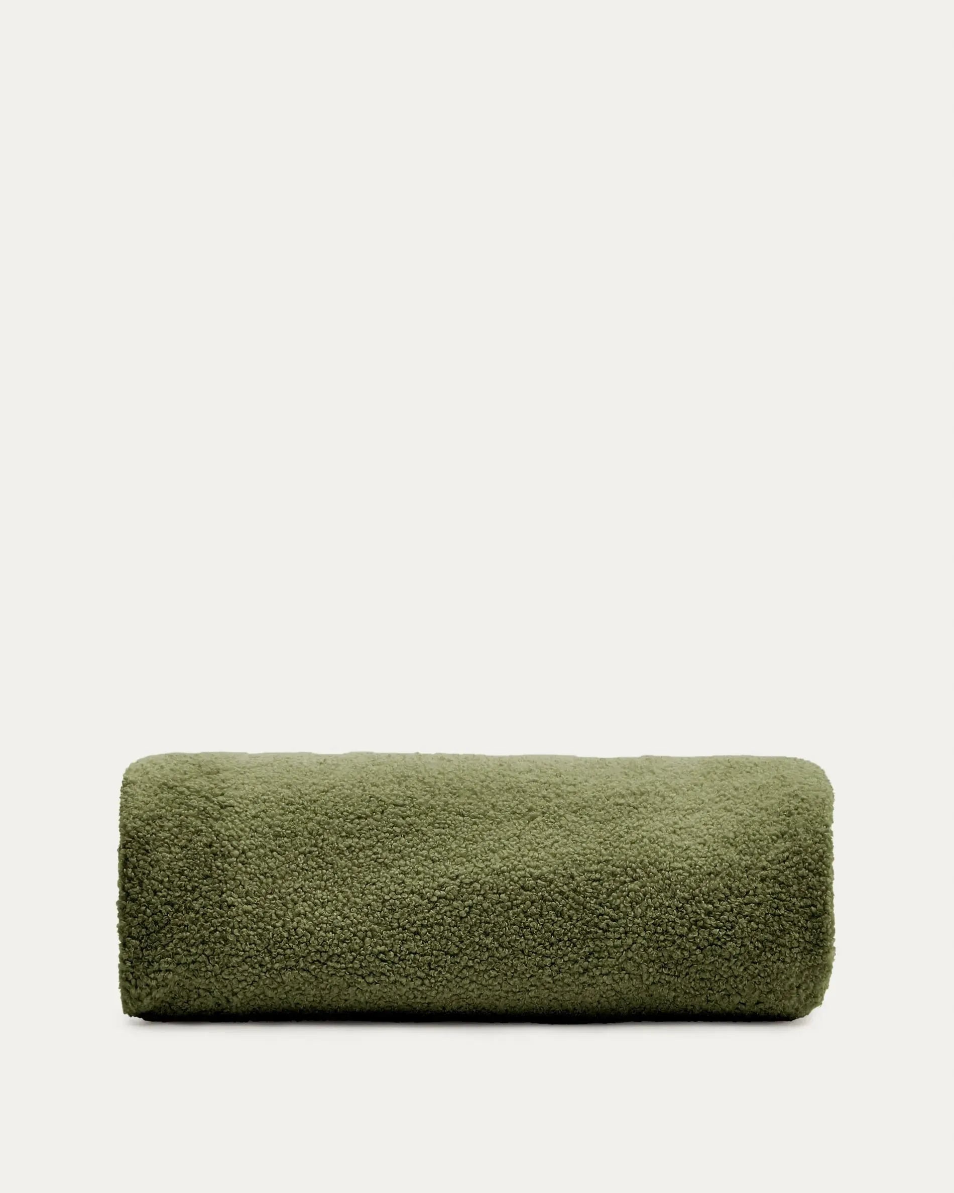 Eleganter grüner Bouclé-Bezug für den Kaeli-Fusshocker, Ø 120 cm, von Kave Home. Modernes Design und hoher Komfort.