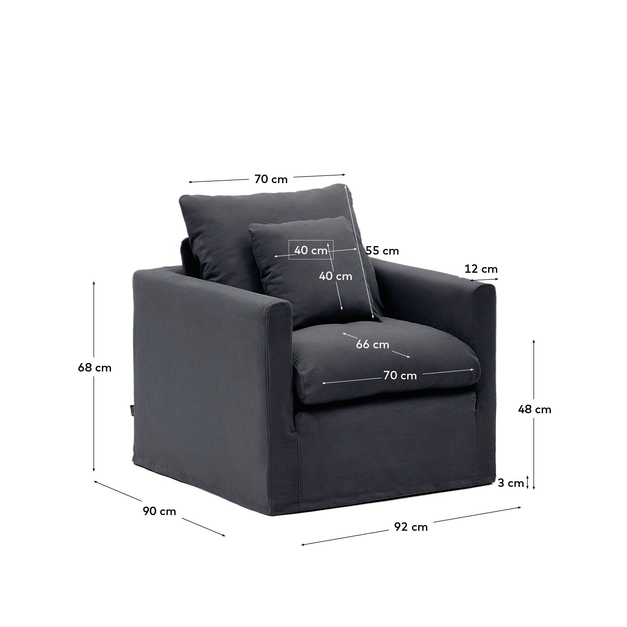 Der stilvolle Nora Sessel von Kave Home vereint modernes Design und Funktionalität. Mit abnehmbarem Bezug aus Leinen und Baumwolle in Anthrazitgrau ist er pflegeleicht und perfekt für jedes Wohnambiente.