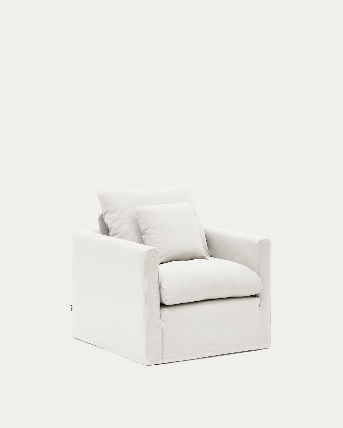 Sessel Nora mit abnehmbarem Bezug und Kissen aus Leinen und Baumwolle in Ecru 92 cm in Ecru präsentiert im Onlineshop von KAQTU Design AG. Sessel ist von Kave Home