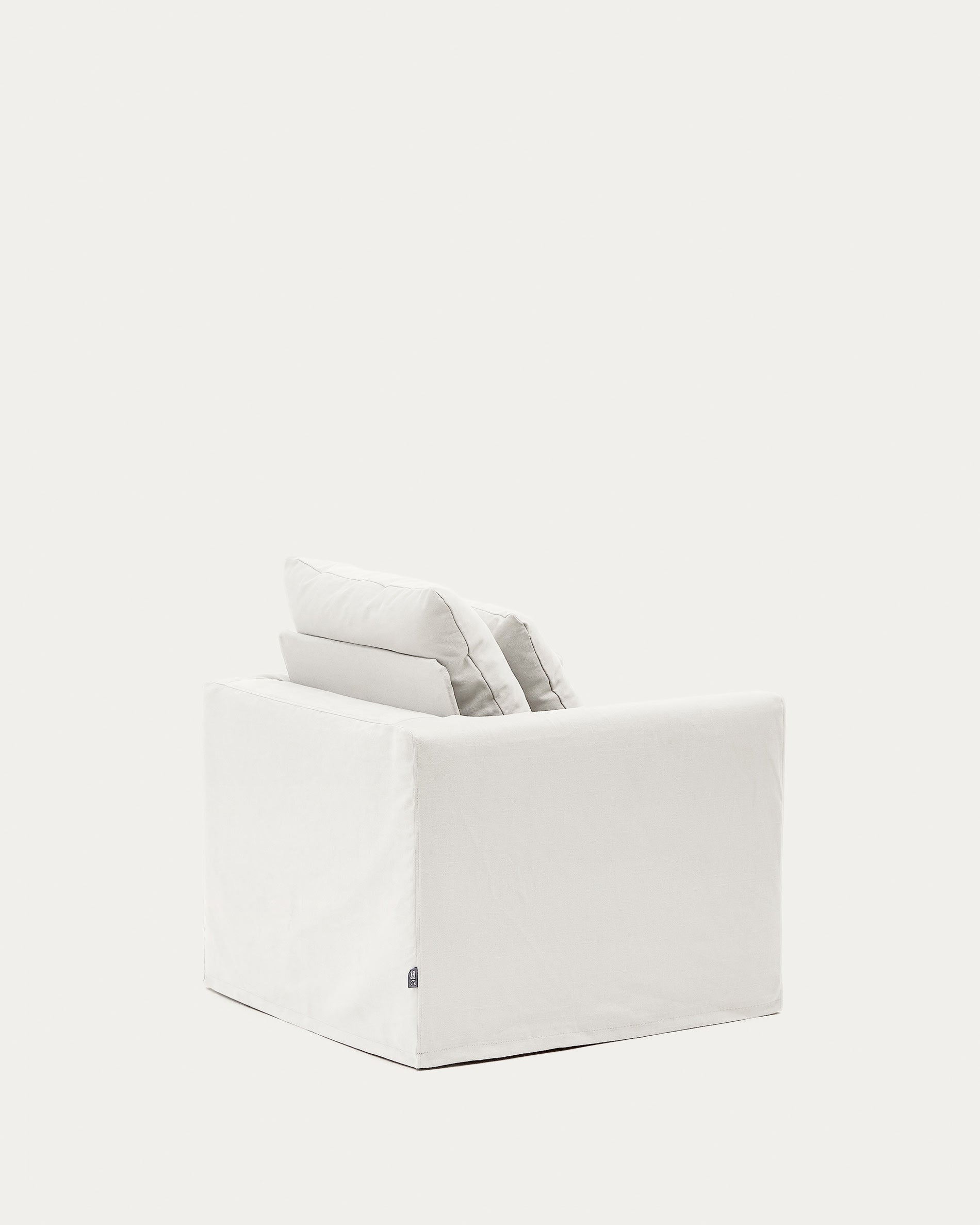 Sessel Nora mit abnehmbarem Bezug und Kissen aus Leinen und Baumwolle in Ecru 92 cm in Ecru präsentiert im Onlineshop von KAQTU Design AG. Sessel ist von Kave Home