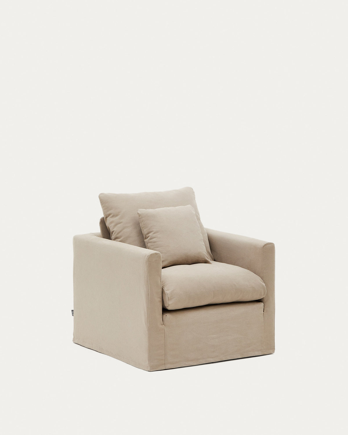 Nora Sessel mit abnehmbarem Bezug und Kissen aus Baumwolle und Leinen in Taupe 92 cm in Taupe präsentiert im Onlineshop von KAQTU Design AG. Sessel ist von Kave Home