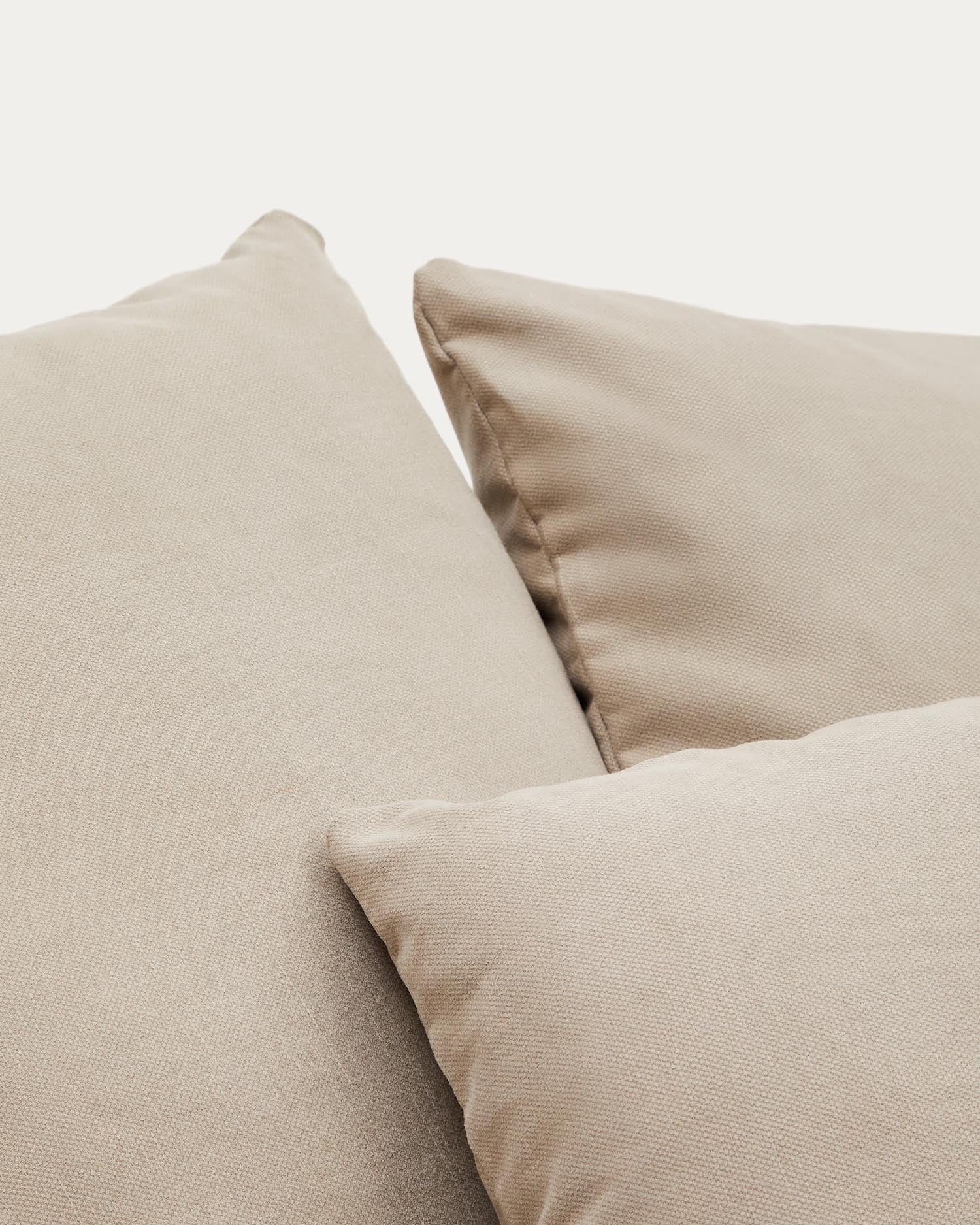 Bezug für Nora Sessel, 140 cm, aus Leinen-Baumwoll-Mix in Beige von Kave Home. Stilvoll, langlebig und bequem.