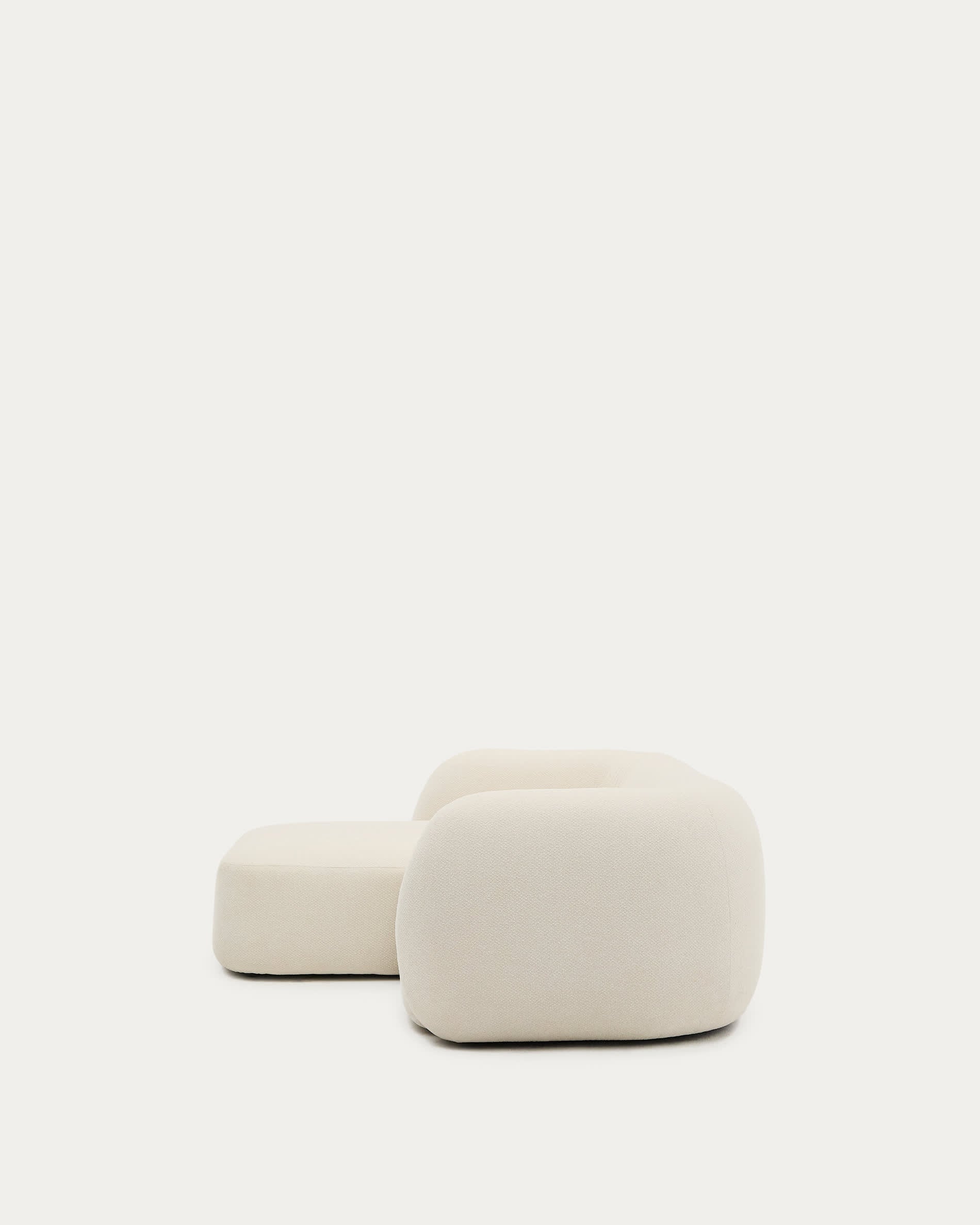 Modulares 2-Sitzer-Sofa Martina in Ecru Chenille mit linker Chaiselongue, 230 cm breit, stilvoll und komfortabel von Kave Home.