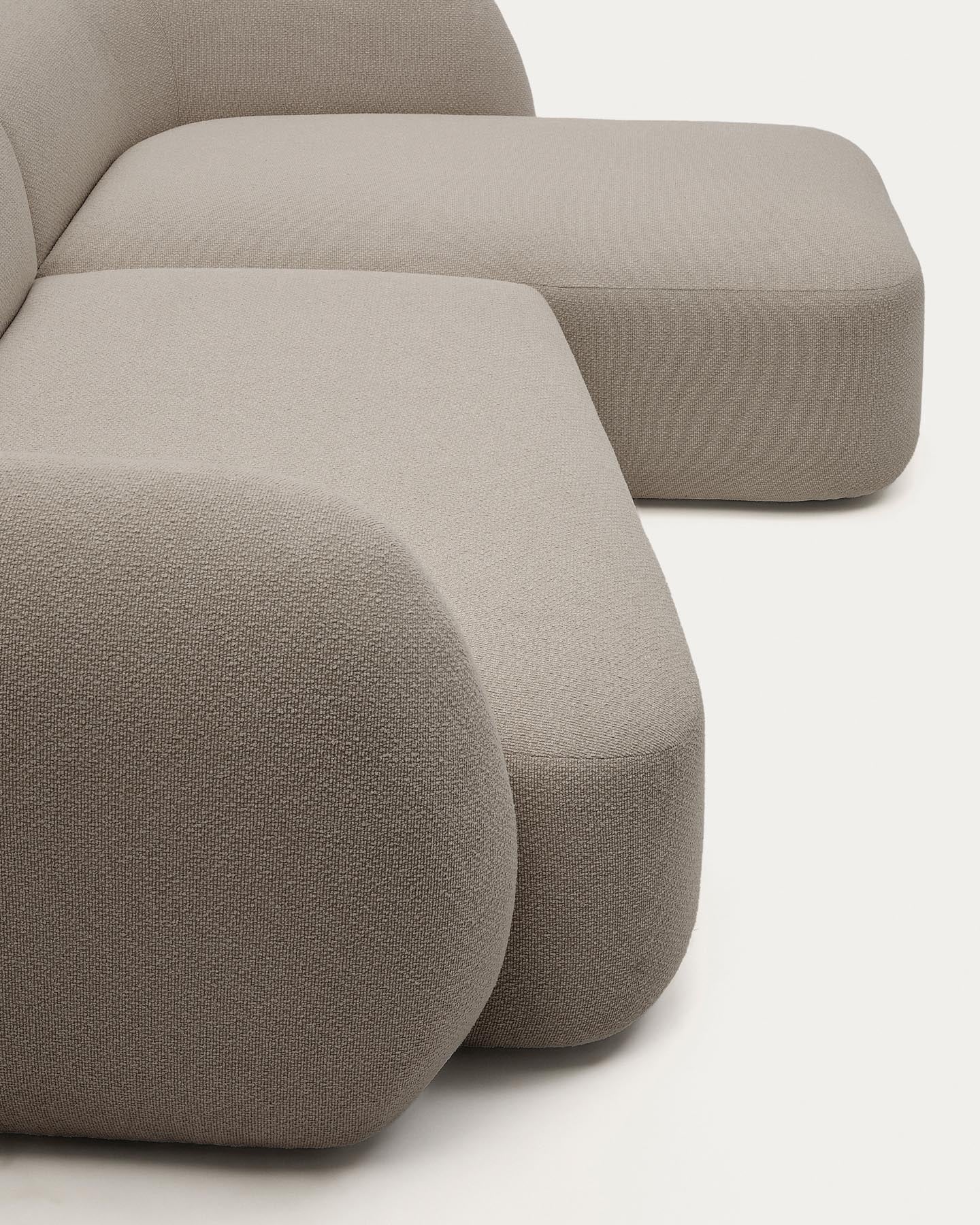 3-Sitzer-Modularsofa Martina mit Chenille und Chaiselongue rechts in Steinton 287 cm in Steinfarben präsentiert im Onlineshop von KAQTU Design AG. L-Sofa rechts ist von Kave Home