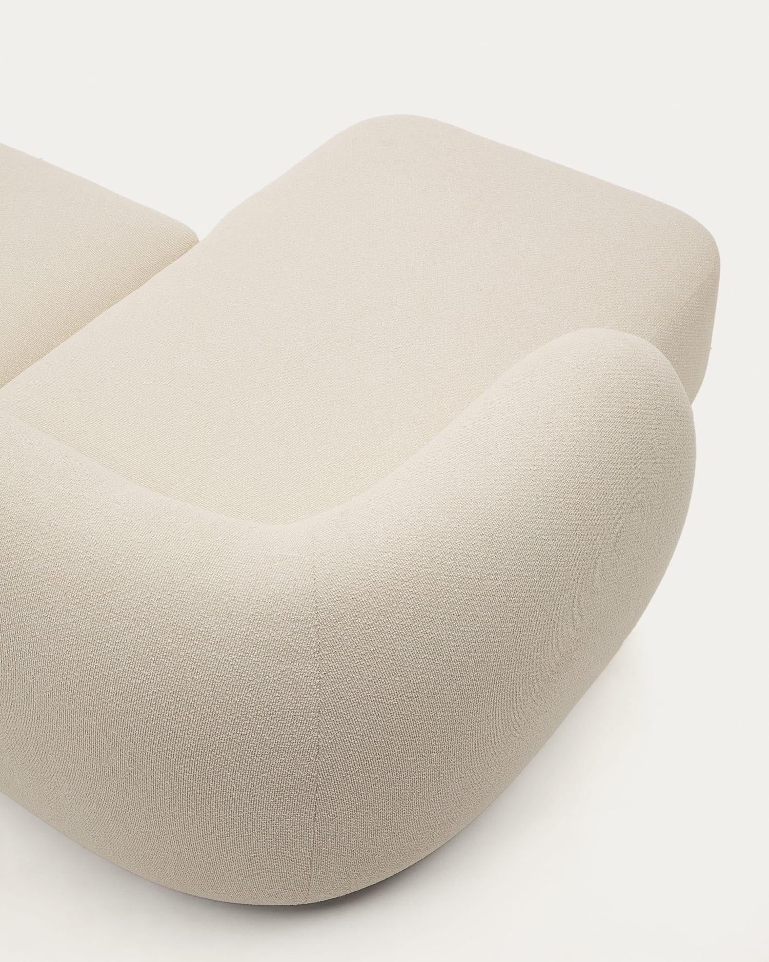 Erleben Sie das Martina 3-Sitzer-Modularsofa in luxuriösem Chenille Écru mit linker Chaiselongue – perfekt für modernes Wohnen und Entspannung.