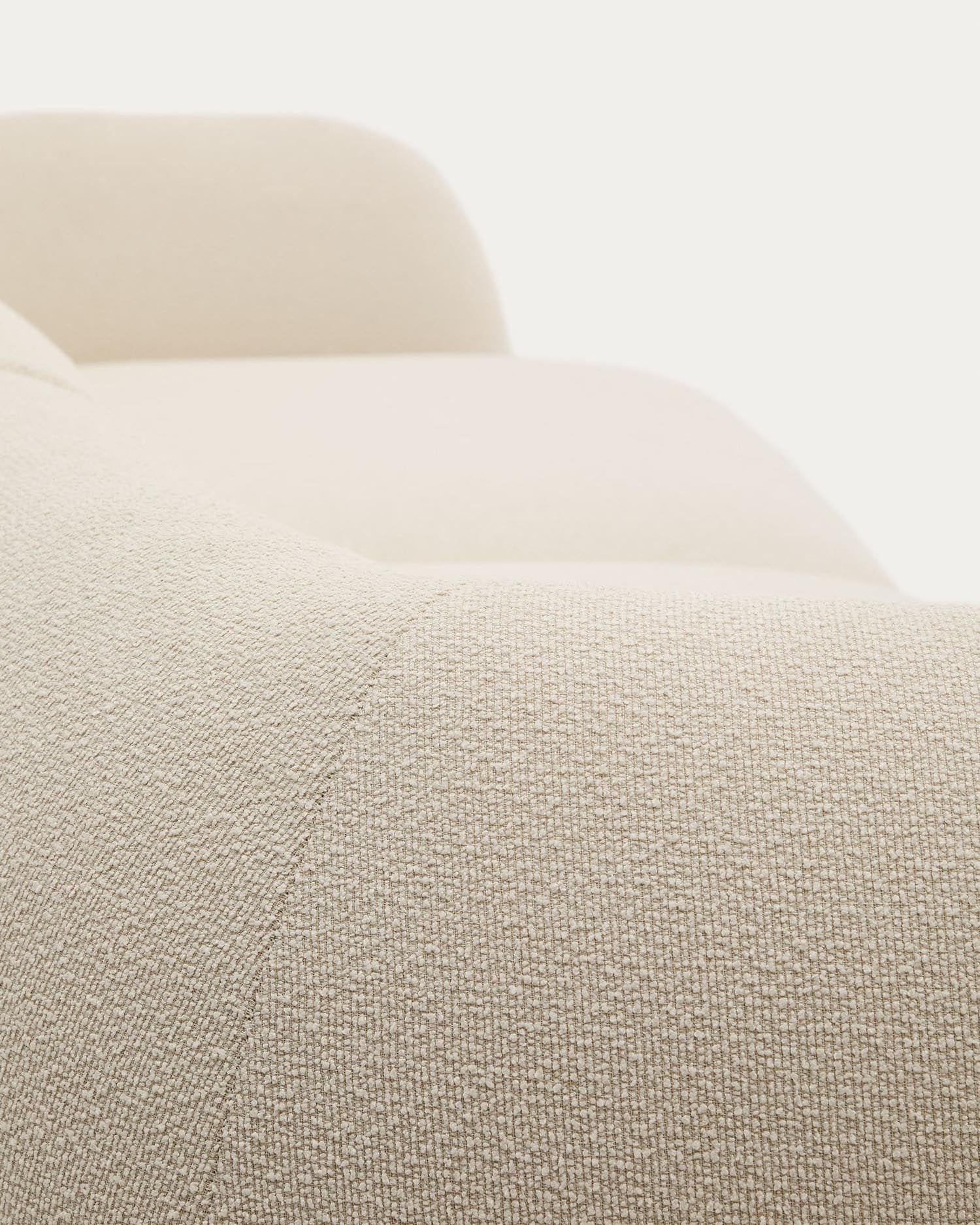 Erleben Sie das Martina 3-Sitzer-Modularsofa in luxuriösem Chenille Écru mit linker Chaiselongue – der perfekte Mix aus Stil und Gemütlichkeit.