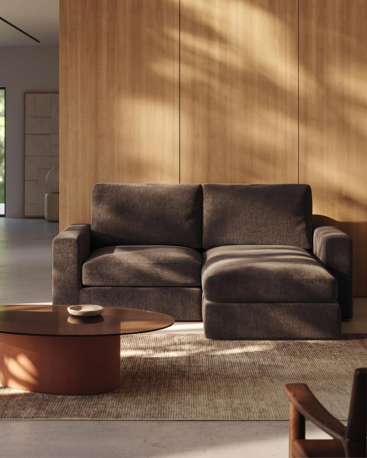 Modulares Sofa Alea für 3 Personen mit abnehmbarem Bezug aus Chenille mit Chaiselongue rechts in Dunkelbraun, 220 cm in Dunkelbraun präsentiert im Onlineshop von KAQTU Design AG. 3er Sofa ist von Kave Home