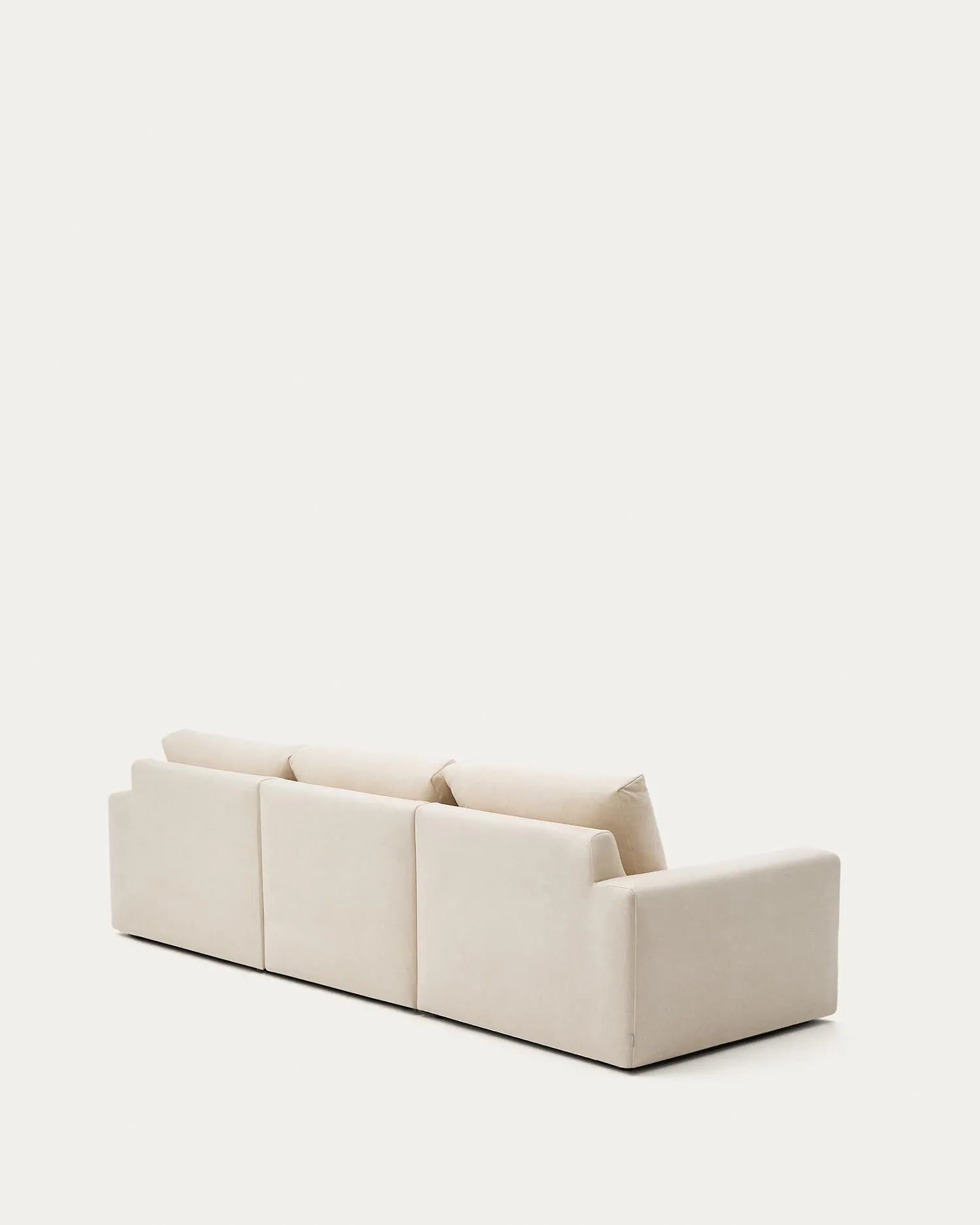 Modulares Sofa Alea für 4 Personen mit abnehmbarem Bezug aus Chenille mit Chaiselongue rechts in Ecru, 310 cm in Ecru präsentiert im Onlineshop von KAQTU Design AG. 4er Sofa ist von Kave Home