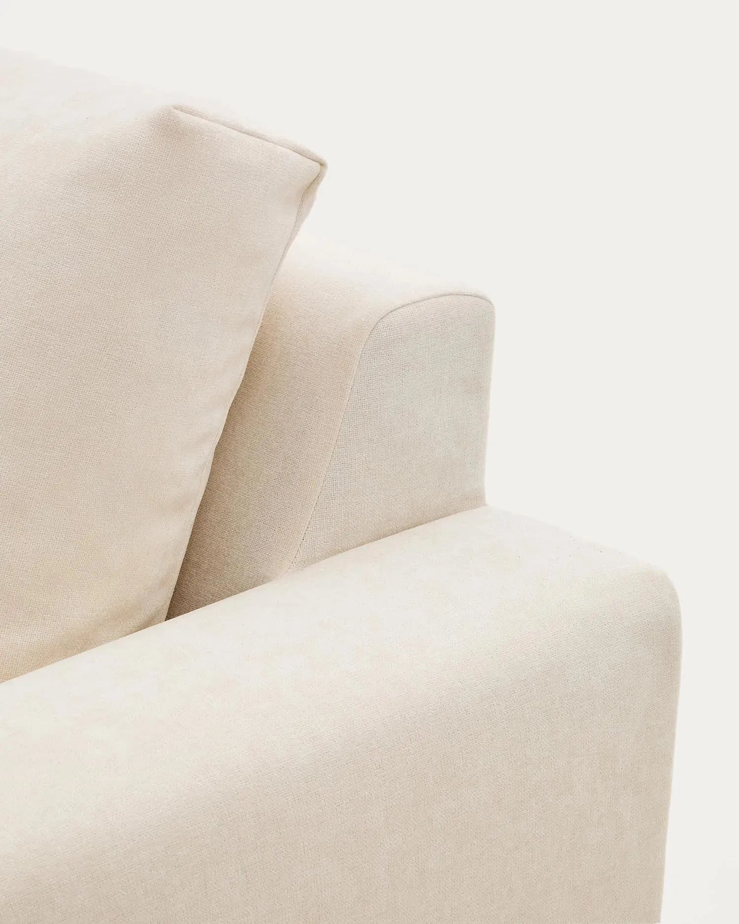 Modulares Sofa Alea für 4 Personen mit abnehmbarem Bezug aus Chenille mit Chaiselongue links in Ecru, 310 cm in Ecru präsentiert im Onlineshop von KAQTU Design AG. 4er Sofa ist von Kave Home