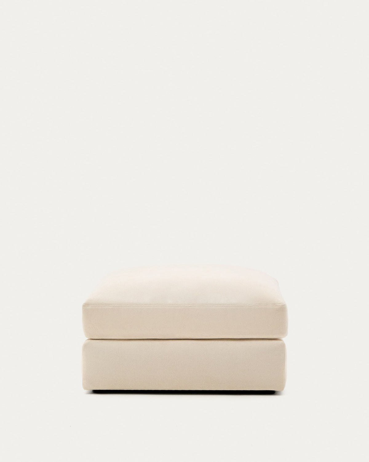 Fussablage Alea mit abnehmbarem Bezug aus Chenille in Ecru, 90 x 90 cm in Ecru präsentiert im Onlineshop von KAQTU Design AG. Pouf ist von Kave Home