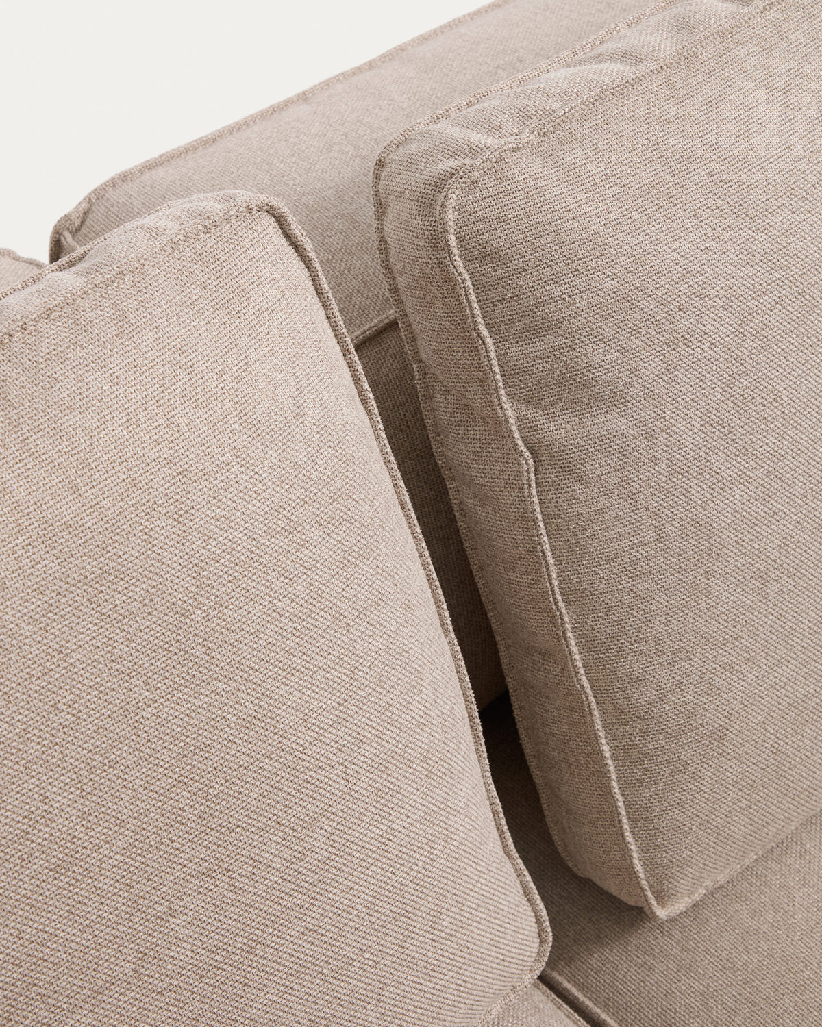 Beiges 3-Sitzer-Bettsofa Marela mit Stoffbezug, Armlehnen und schwarzen Beinen