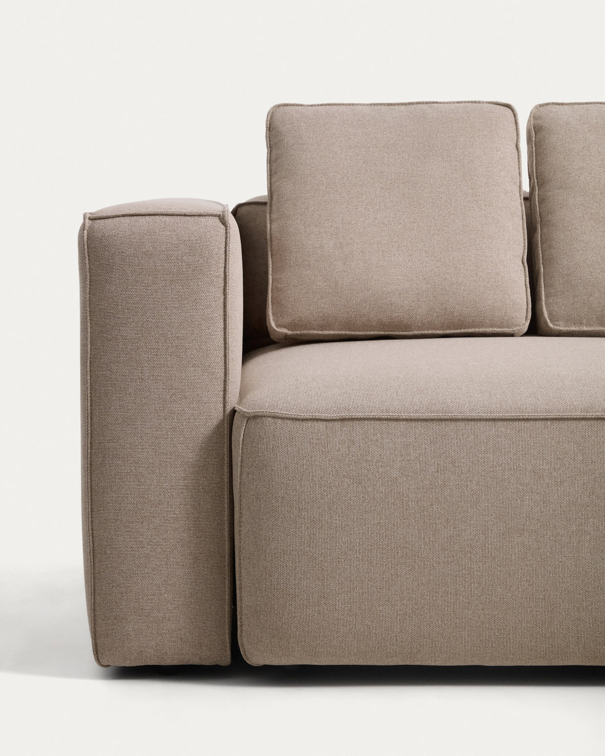 Beiges Bettsofa Marela mit Chaiselongue rechts, Gewebebezug und schwarzen Beinen