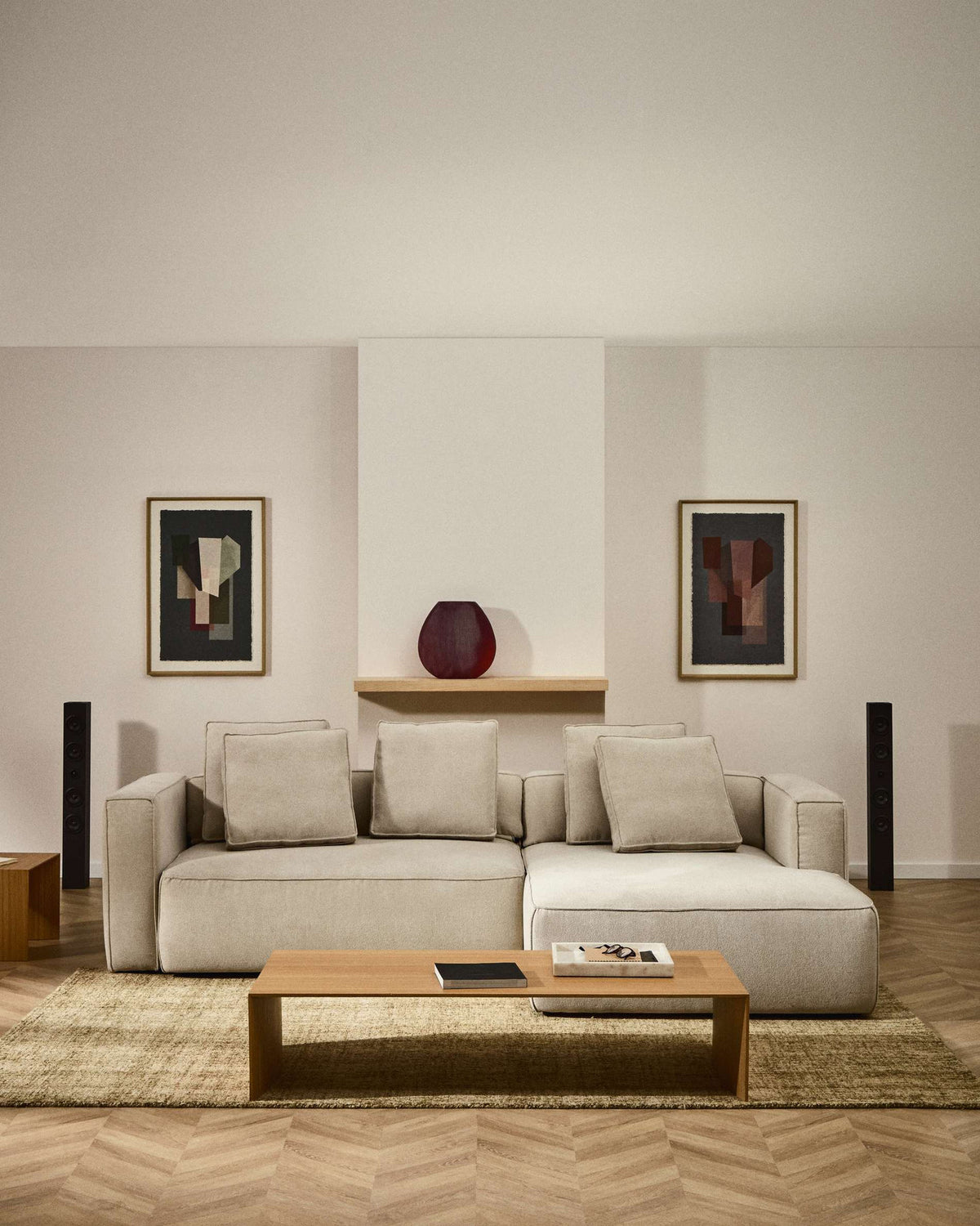 3-Sitzer Bettsofa Marela mit Chaiselongue rechts in beiger Chenille, 276 cm, FSC Mix Credit in Beige präsentiert im Onlineshop von KAQTU Design AG. Bettsofa ist von Kave Home