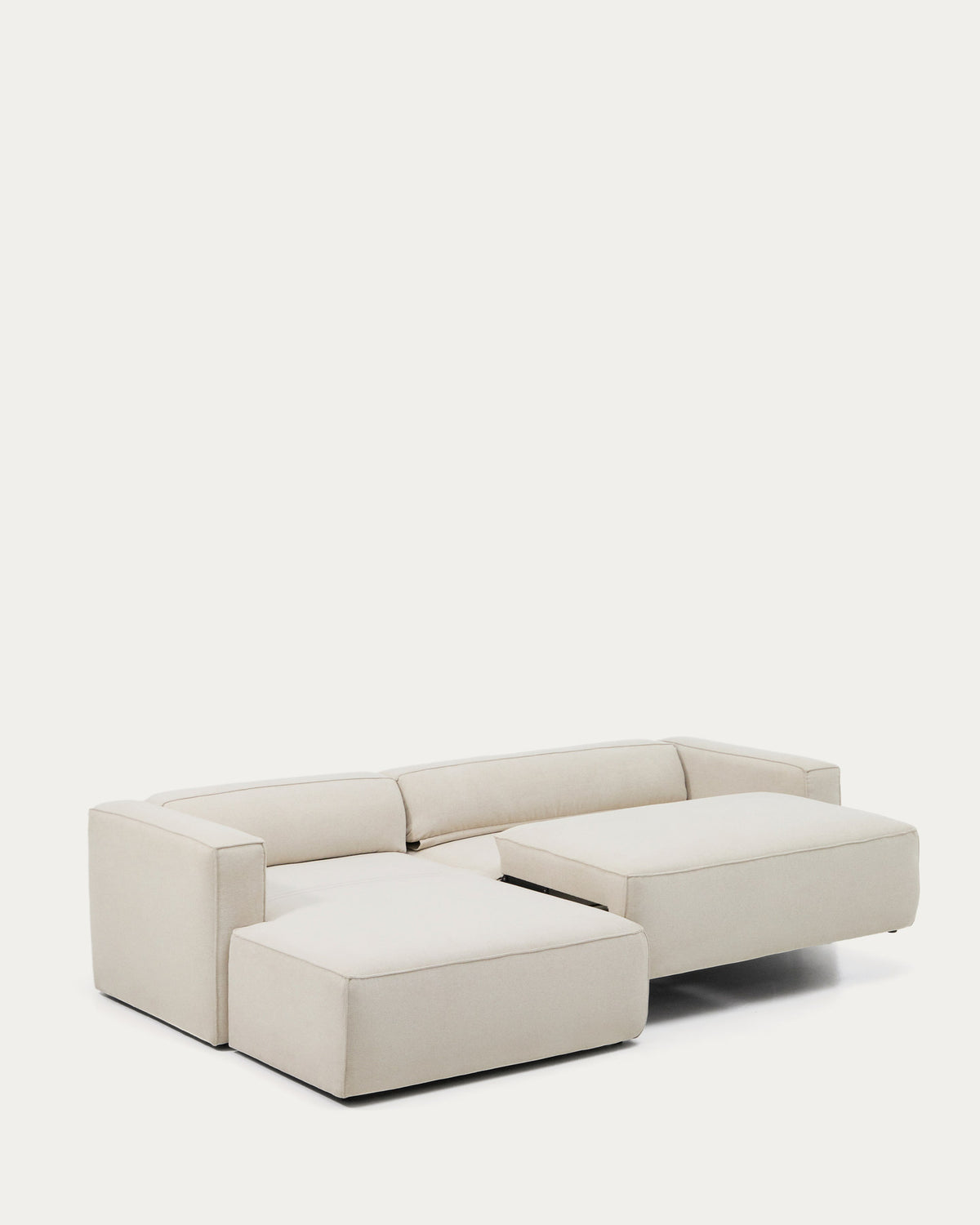 3-Sitzer Bettsofa Marela mit Chaiselongue links in beiger Chenille, 276 cm, FSC Mix Credit in Beige präsentiert im Onlineshop von KAQTU Design AG. Bettsofa ist von Kave Home