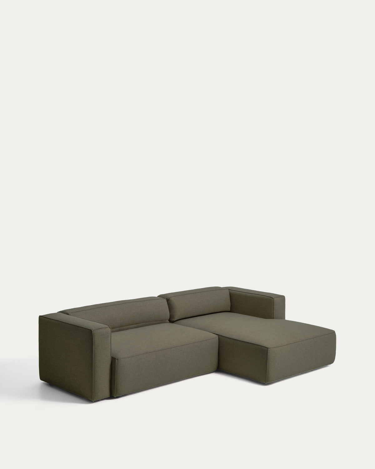 Dunkelgrünes Bettsofa Marela mit Strukturbezug, Armlehnen und Chaiselongue rechts