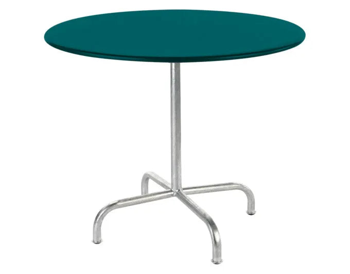 Der elegante Tisch Rigi ø 120 cm von Schaffner besticht durch zeitloses Design, erstklassige Verarbeitung und flexible Nutzungsmöglichkeiten.