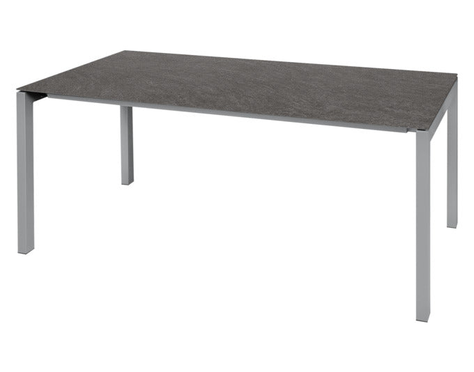 Entdecken Sie den stilvollen Fiberglastisch Luzern 160 x 90 von Schaffner – ideal für Ihre Terrasse oder den Garten.