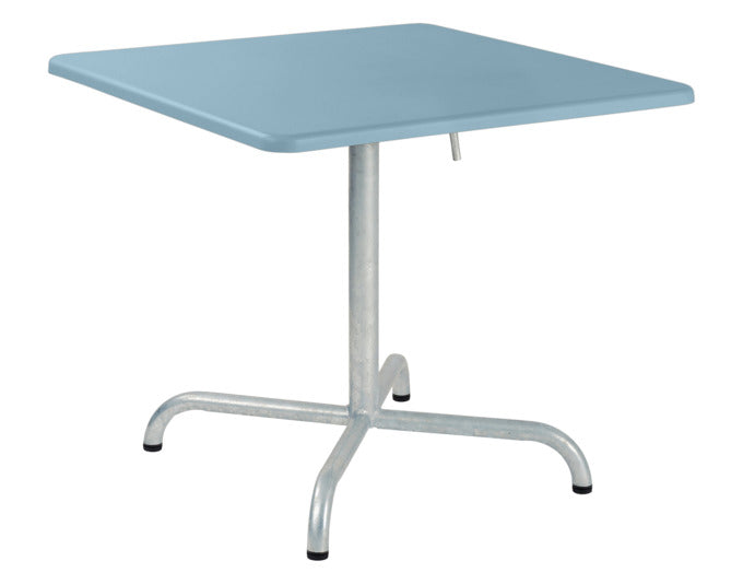 Davos Glasfaser-Salontisch 70x70 / 62 klappbar in Pastellblau präsentiert im Onlineshop von KAQTU Design AG. Beistelltisch Outdoor ist von Schaffner