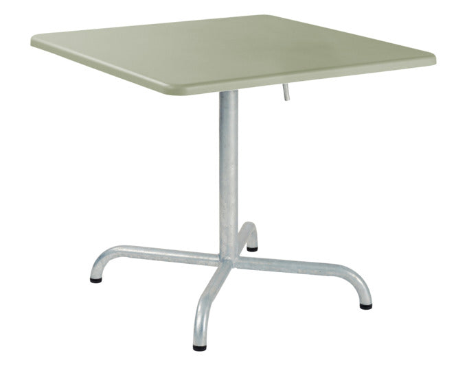 Davos Glasfaser-Salontisch 70x70 / 62 klappbar in Pastellgrün präsentiert im Onlineshop von KAQTU Design AG. Beistelltisch Outdoor ist von Schaffner
