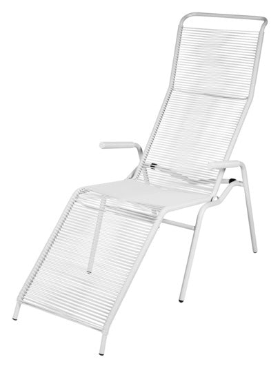 Die Säntis Spaghetti Liege von Schaffner bietet Komfort und Stil für den Außenbereich, ideal für Garten und Terrasse.