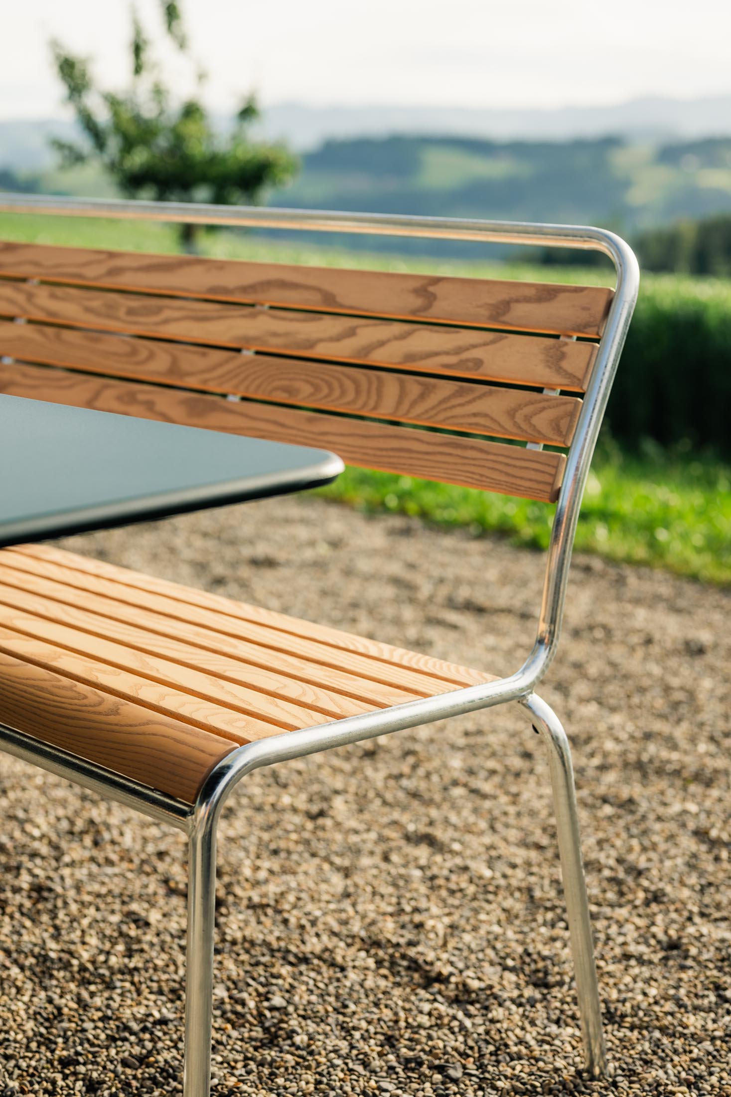 Rigi Holzlatten-3er-Gartenbank ohne Armlehne in Natur geölt  präsentiert im Onlineshop von KAQTU Design AG. Gartenbank ist von Schaffner