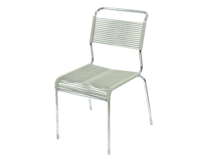 Stilvoller, wetterfester Säntis Spaghetti-Gartenstuhl ohne Armlehne von Schaffner, langlebig, umweltfreundlich, modern, perfekt für Terrasse und Garten.