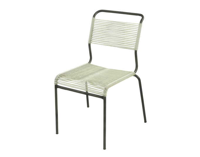 Stilvoller, wetterfester Säntis Spaghetti-Gartenstuhl ohne Armlehne von Schaffner, langlebig, umweltfreundlich, modern, perfekt für Terrasse und Garten.