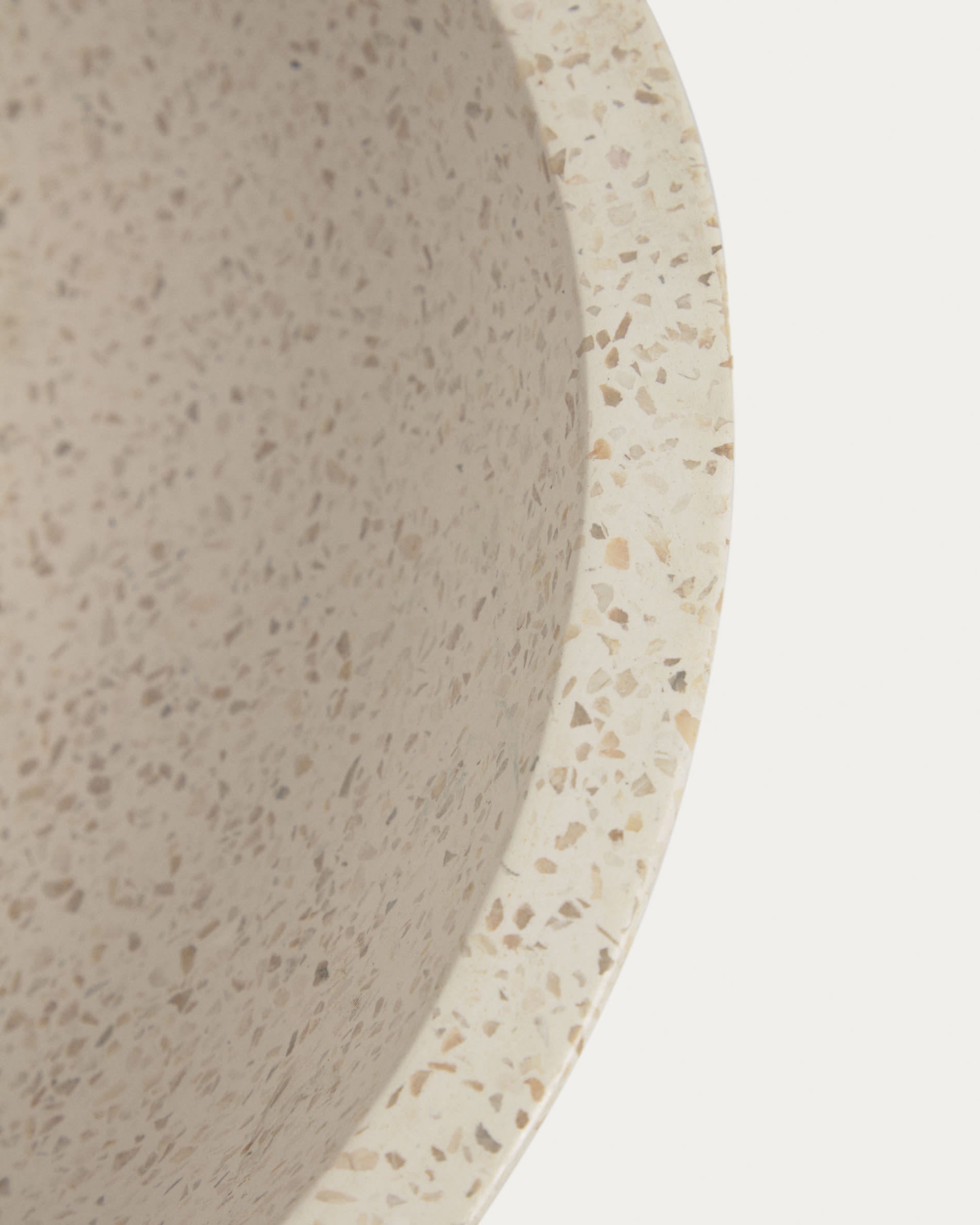 Hochwertiges Delina Aufsatzwaschbecken aus langlebigem Terrazzo in elegantem Weiss, Ø 40 cm. Perfekte Wahl für moderne Badezimmergestaltung.