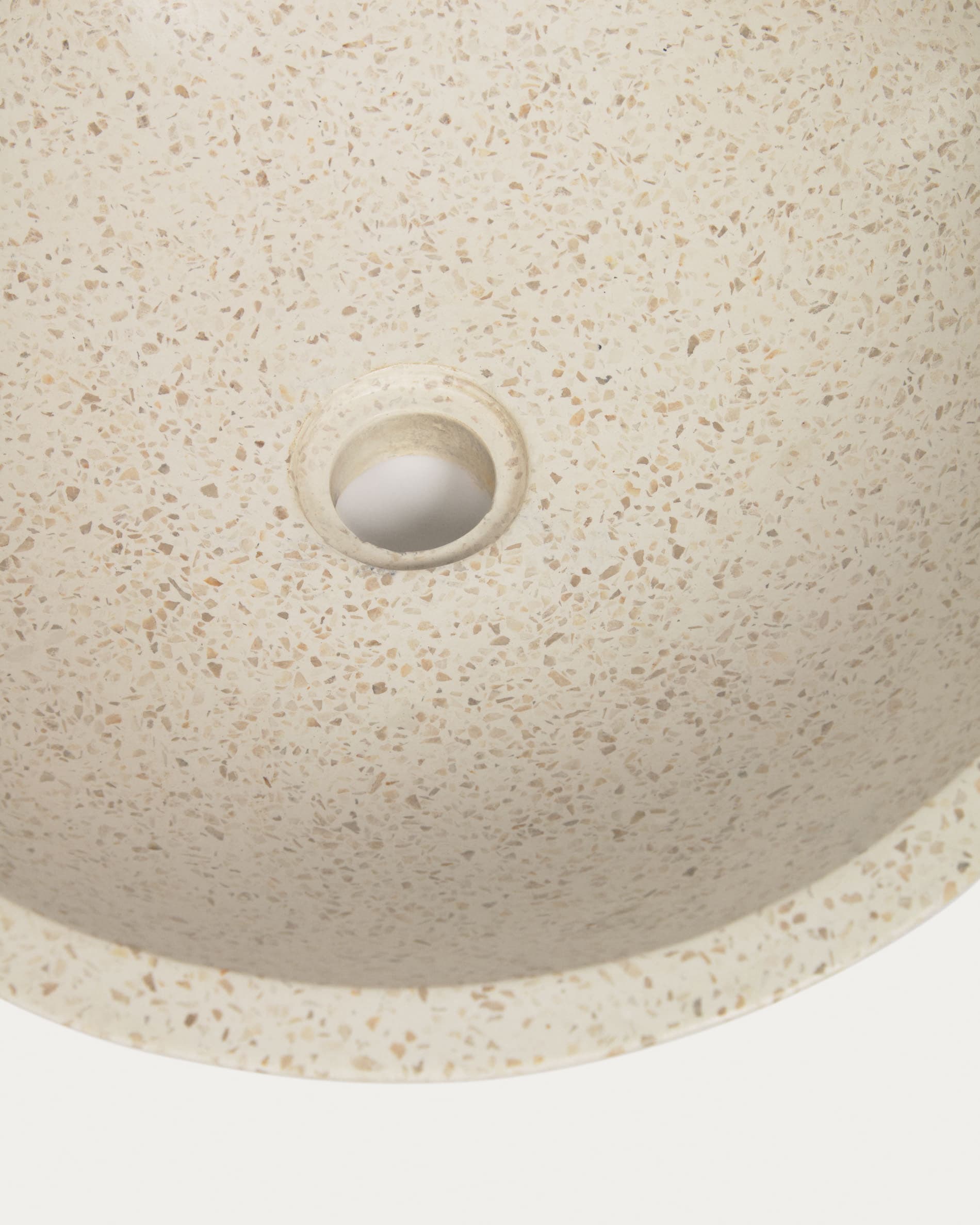 Elegantes Delina Aufsatzwaschbecken aus robustem Terrazzo in strahlendem Weiss, Ø 40 cm. Ideal für stilvolle Badezimmerlösungen.