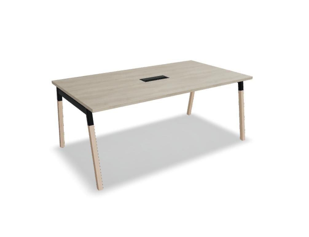Ogi W SW118 - Konferenztisch mit Holzbeinen in Honigeiche präsentiert im Onlineshop von KAQTU Design AG. Konferenztisch ist von Mdd