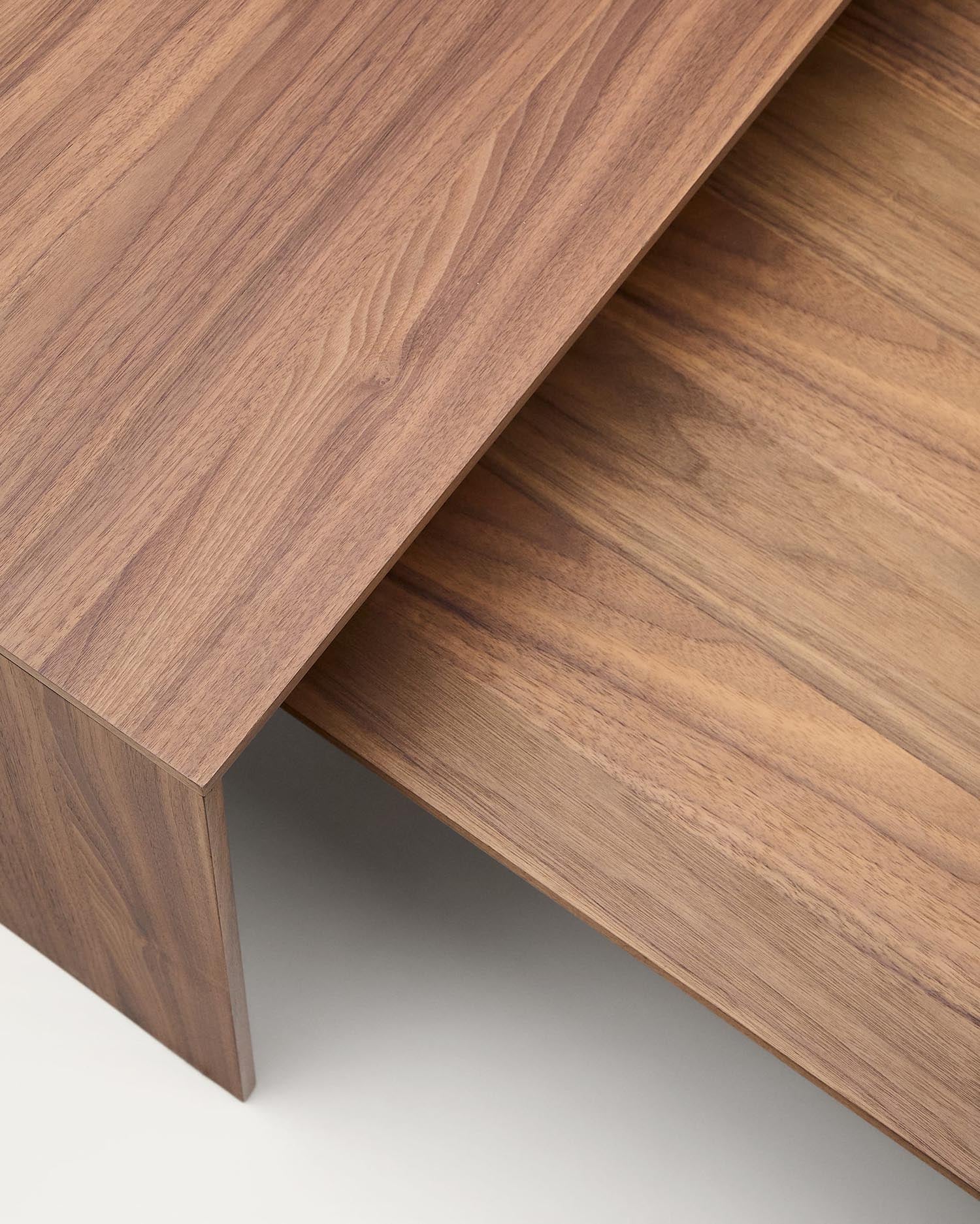 Moderner Couchtisch Litto aus Walnussfurnier mit natürlichem Finish, 140x70 cm, von Kave Home – stilvoll und funktional für Ihr Zuhause.