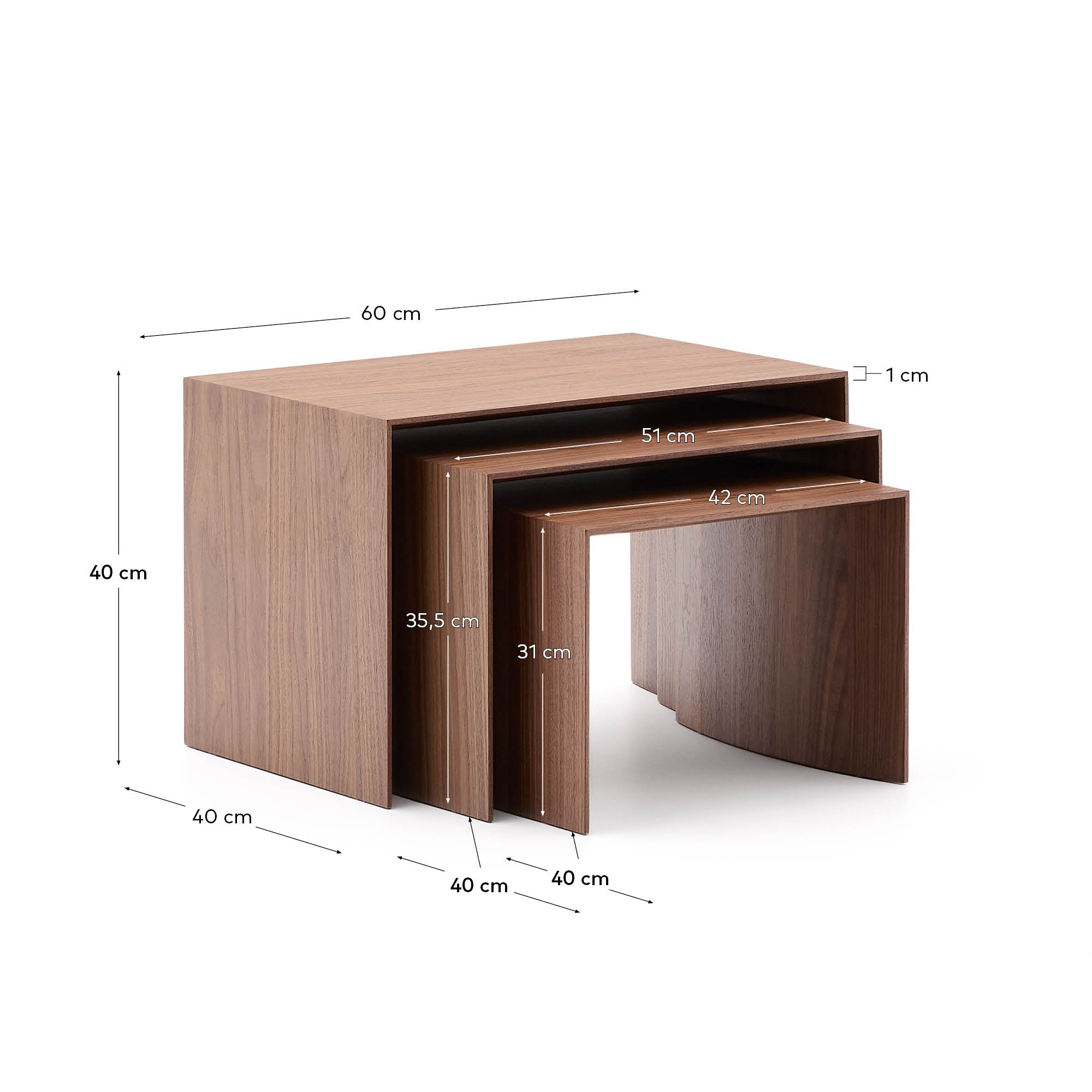 Elegantes Set aus 3 Nesttischen mit Walnussfurnier und natürlichem Finish, ideal für stilvolle und funktionale Wohnbereiche.