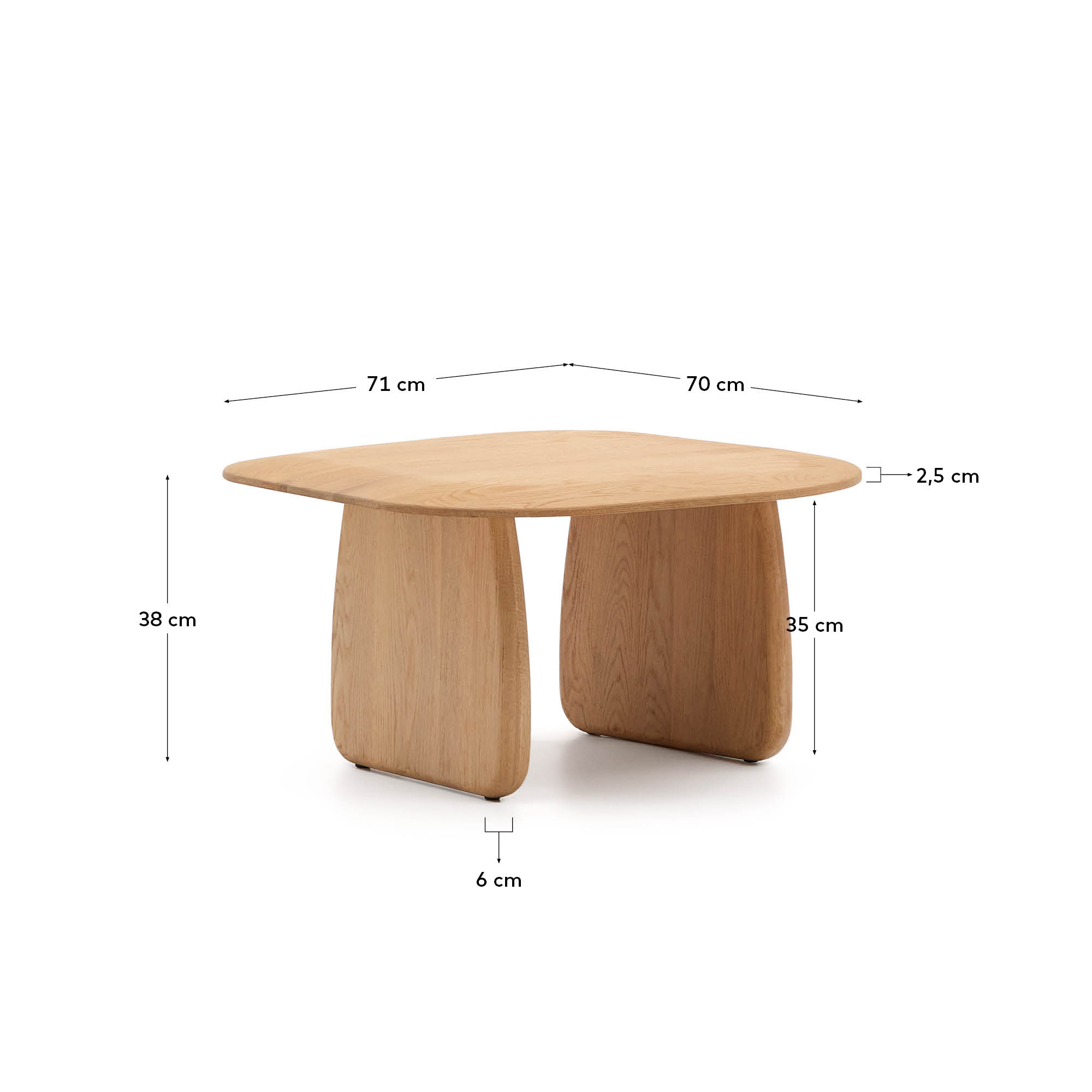 Der Beistelltisch Pirita aus FSC-zertifizierter Eiche besticht durch sein einzigartiges Design und natürliche Eleganz. Perfekt für stilvolle Akzente.