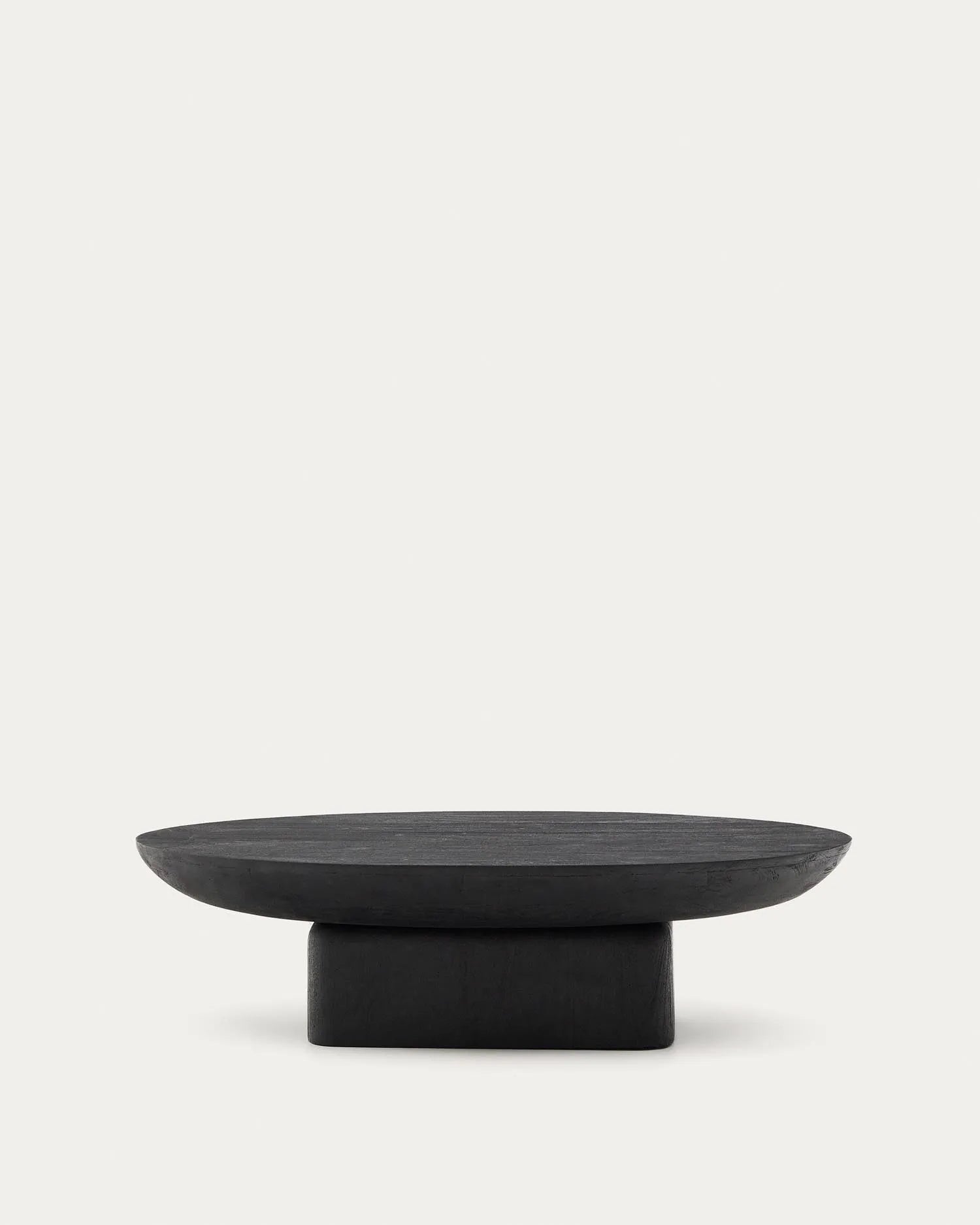 Couchtisch Ovak aus massivem Akazienholz mit schwarzem Finish, FSC 100%, 140 x 70 cm in Schwarz präsentiert im Onlineshop von KAQTU Design AG. Beistelltisch ist von Kave Home