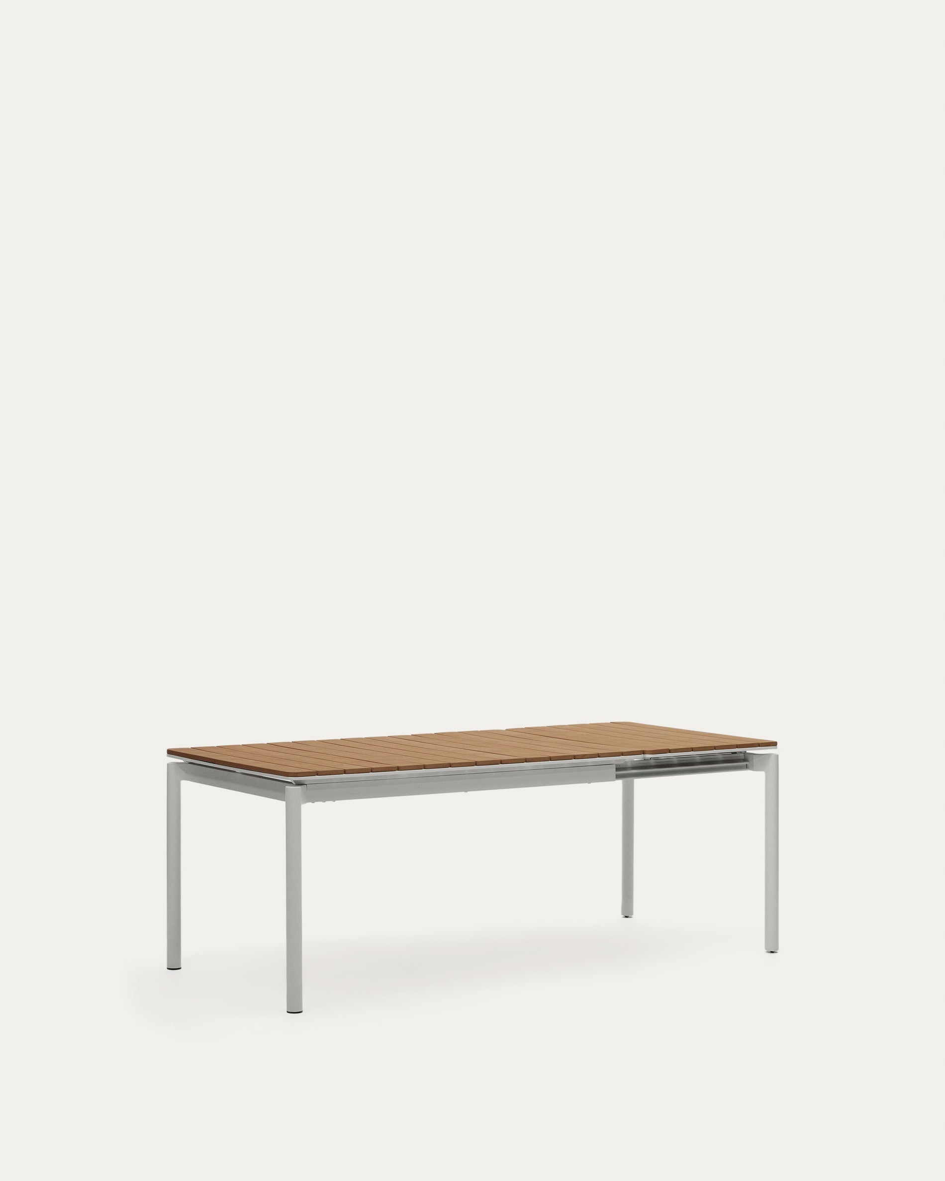 Ausziehbarer Outdoor-Tisch Canyelles aus Polyholz und Aluminium, hellgrau 140 (200) x 90 c in Hellgrau, Braun präsentiert im Onlineshop von KAQTU Design AG. Gartentisch ist von Kave Home