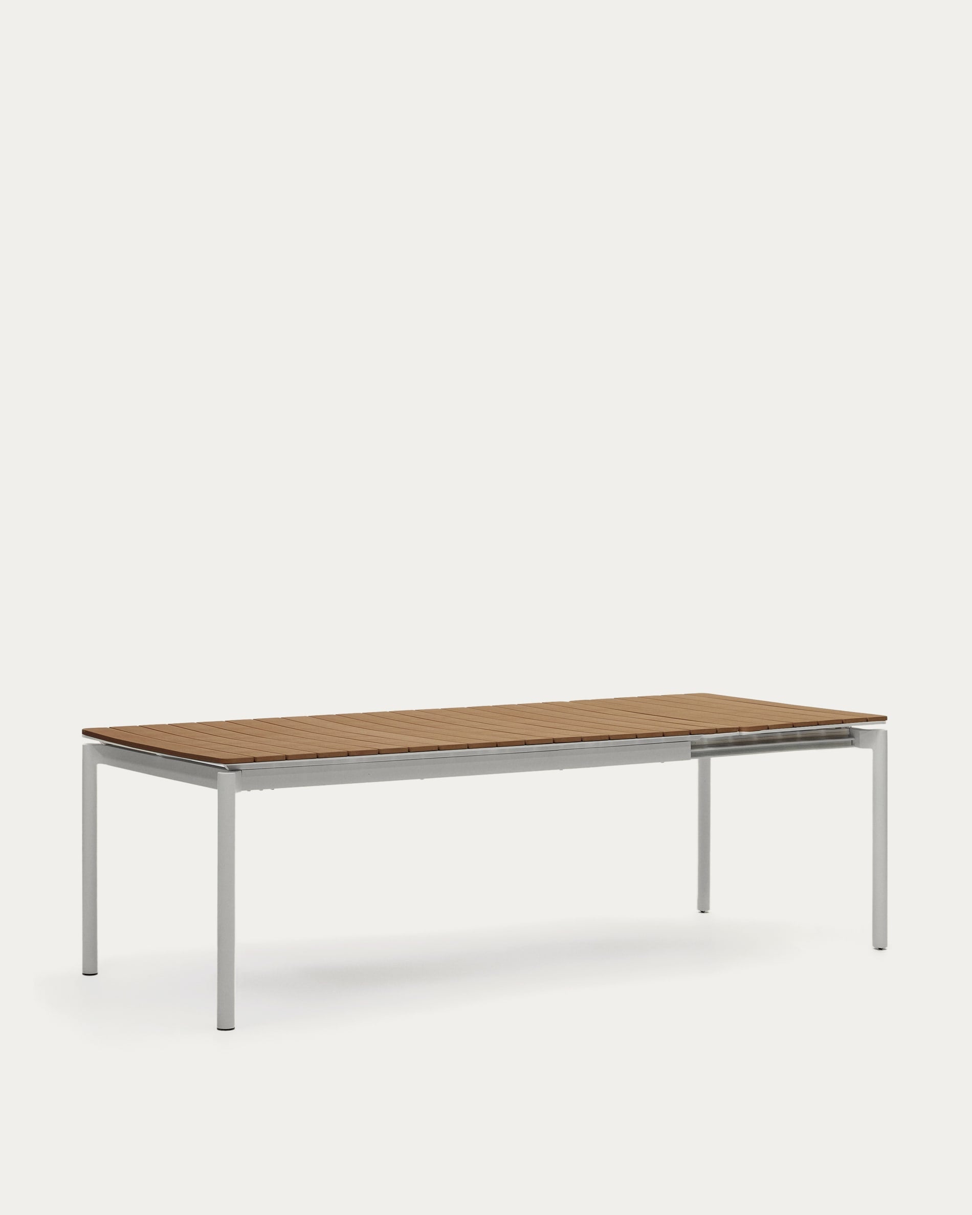Ausziehbarer Outdoor-Tisch Canyelles aus Polyholz und Aluminium, hellgrau 180 (240) x 100  in Hellgrau, Braun präsentiert im Onlineshop von KAQTU Design AG. Gartentisch ist von Kave Home