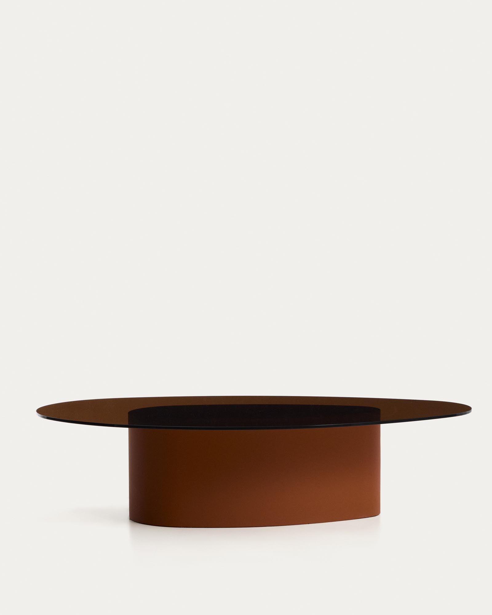 Couchtisch Olir aus gehärtetem Glas und braunem Stahl 140 x 80 cm in Braun präsentiert im Onlineshop von KAQTU Design AG. Couchtisch ist von Kave Home