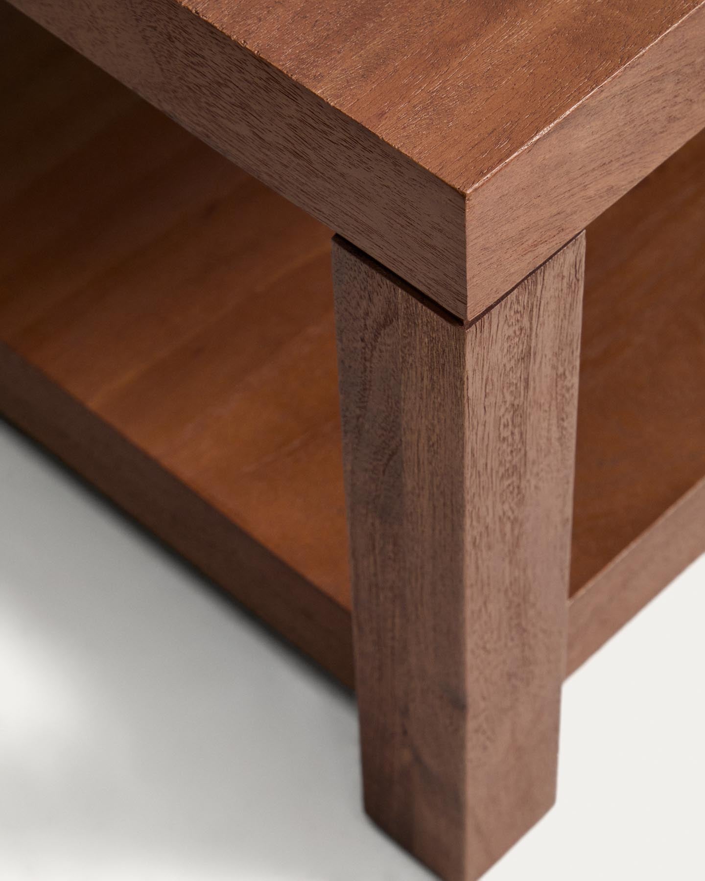 Couchtisch Norani aus massivem Akazienholz und Akazienfurnier 150 x 70 cm in Braun präsentiert im Onlineshop von KAQTU Design AG. Esstisch ist von Kave Home