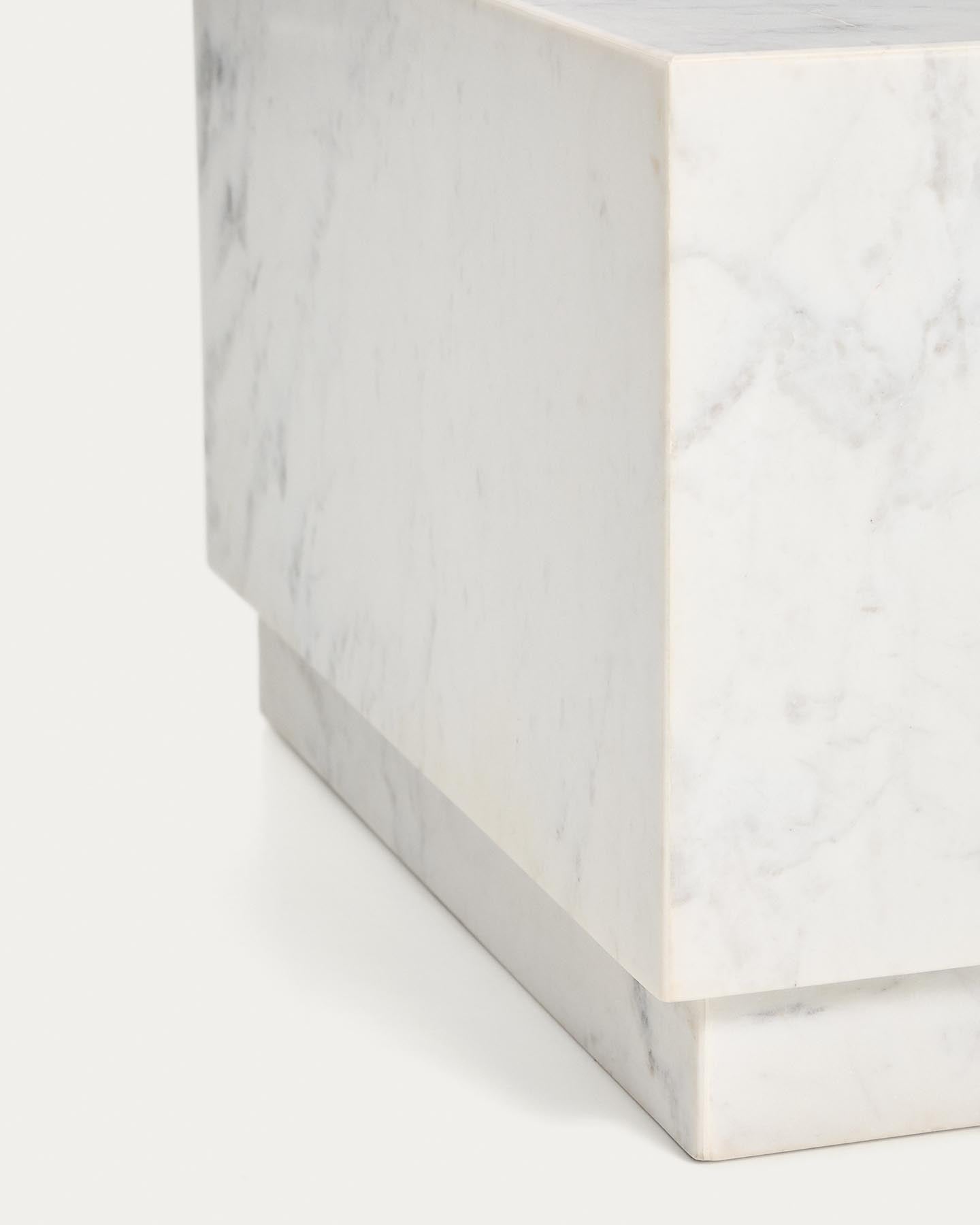 Marmortisch Sorein aus weißem Marmor 100 x 50 cm in Weiß präsentiert im Onlineshop von KAQTU Design AG. Couchtisch ist von Kave Home