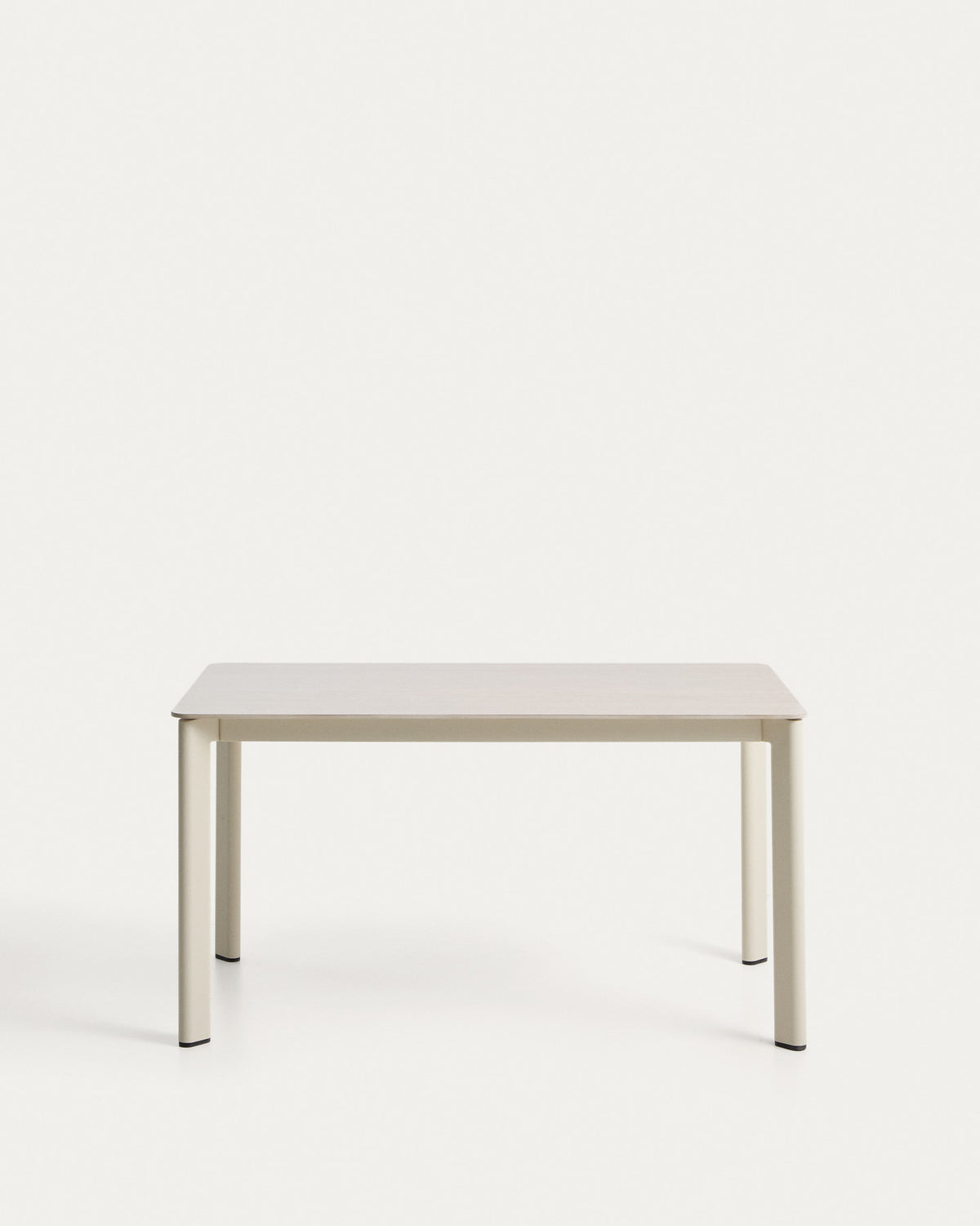 Tisch Anafi aus gesintertem Stein und Aluminium in Ecru, 140 x 80 cm in Beige, Ecru, Taupe präsentiert im Onlineshop von KAQTU Design AG. Gartentisch ist von Kave Home