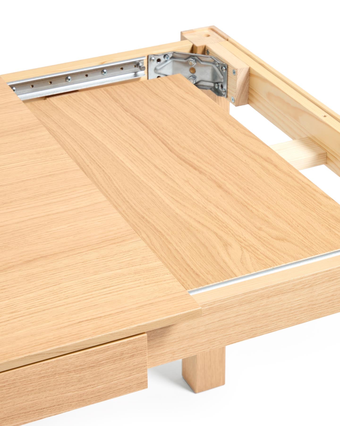Ausziehtisch Narevi aus Eichenfurnier mit naturfarbenem Finish 130 (190) x 80 cm in Braun präsentiert im Onlineshop von KAQTU Design AG. Esstisch ist von Kave Home
